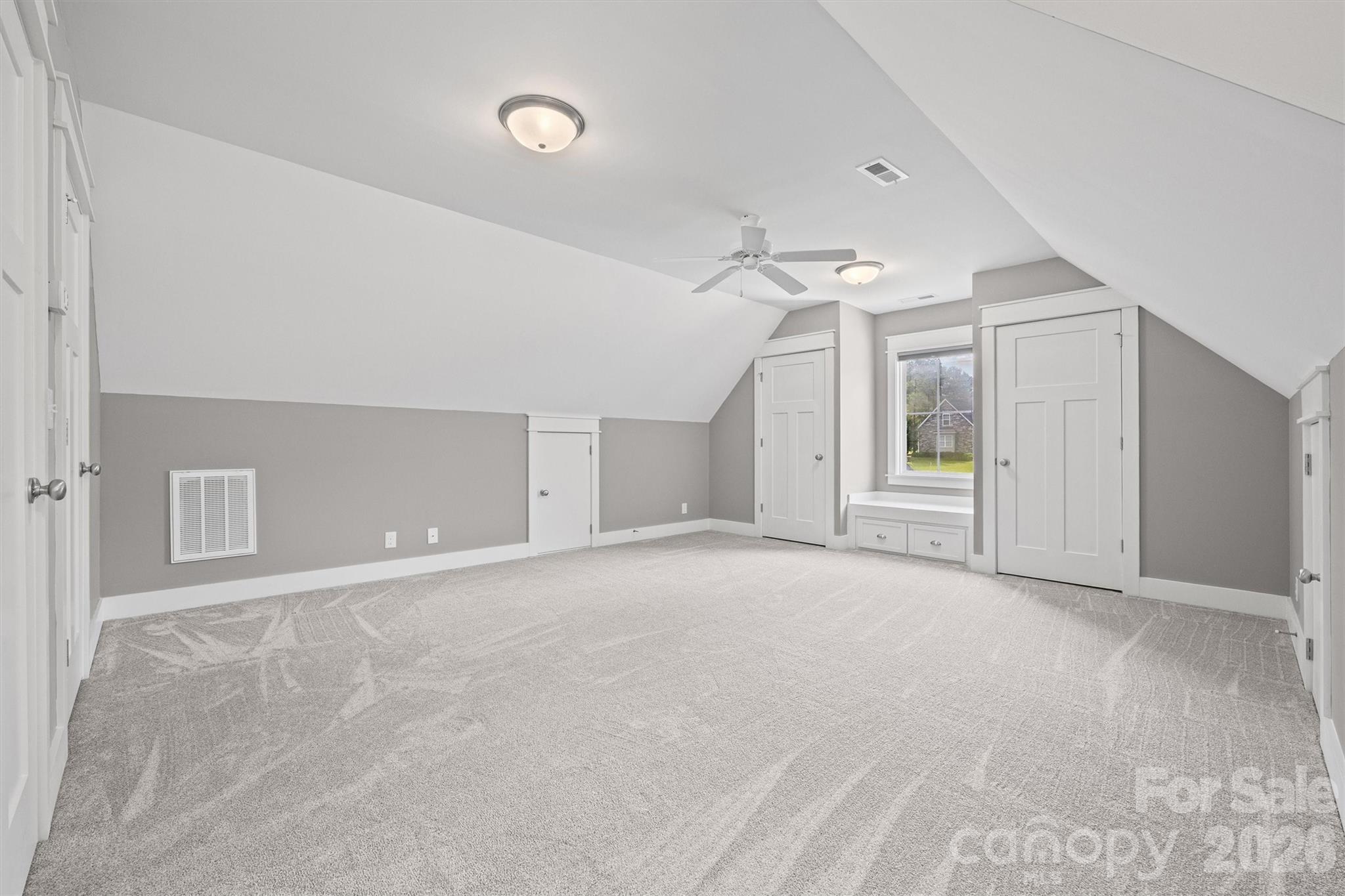 575 Zelkova Street — York