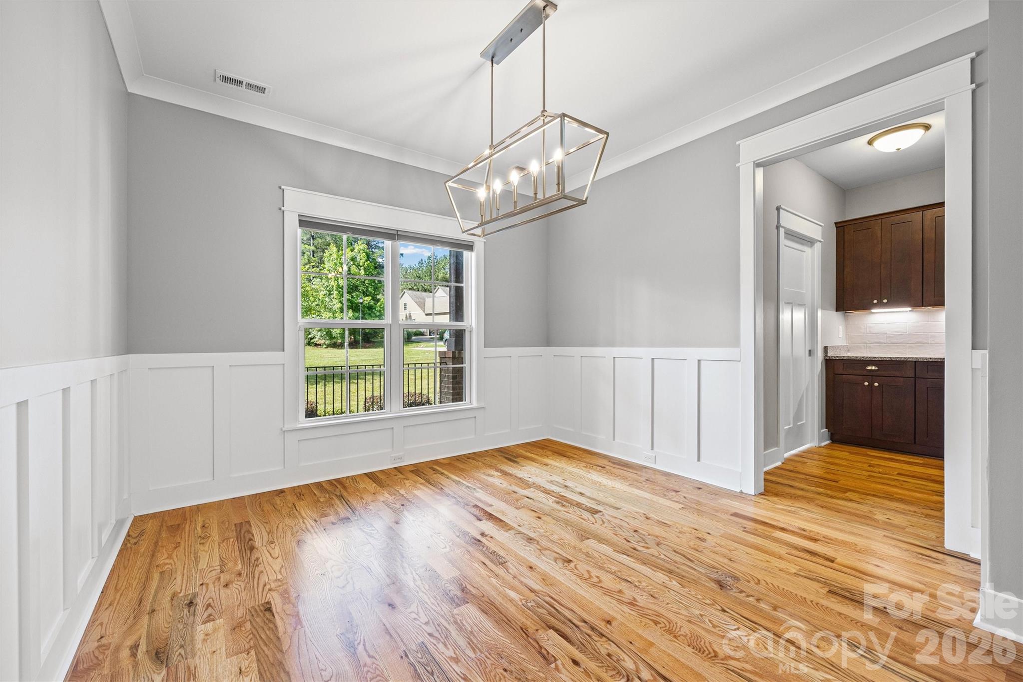 575 Zelkova Street — York