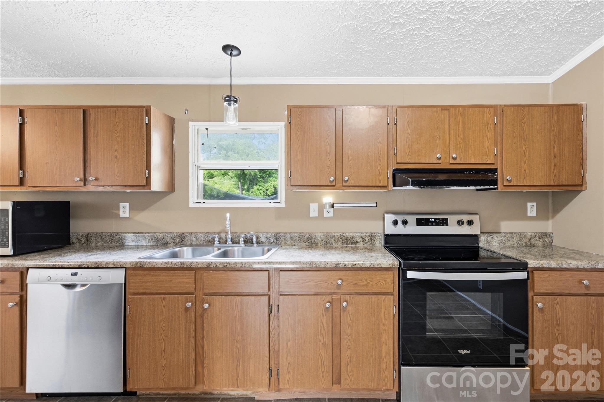 245 Mountain Grove Road — Canton