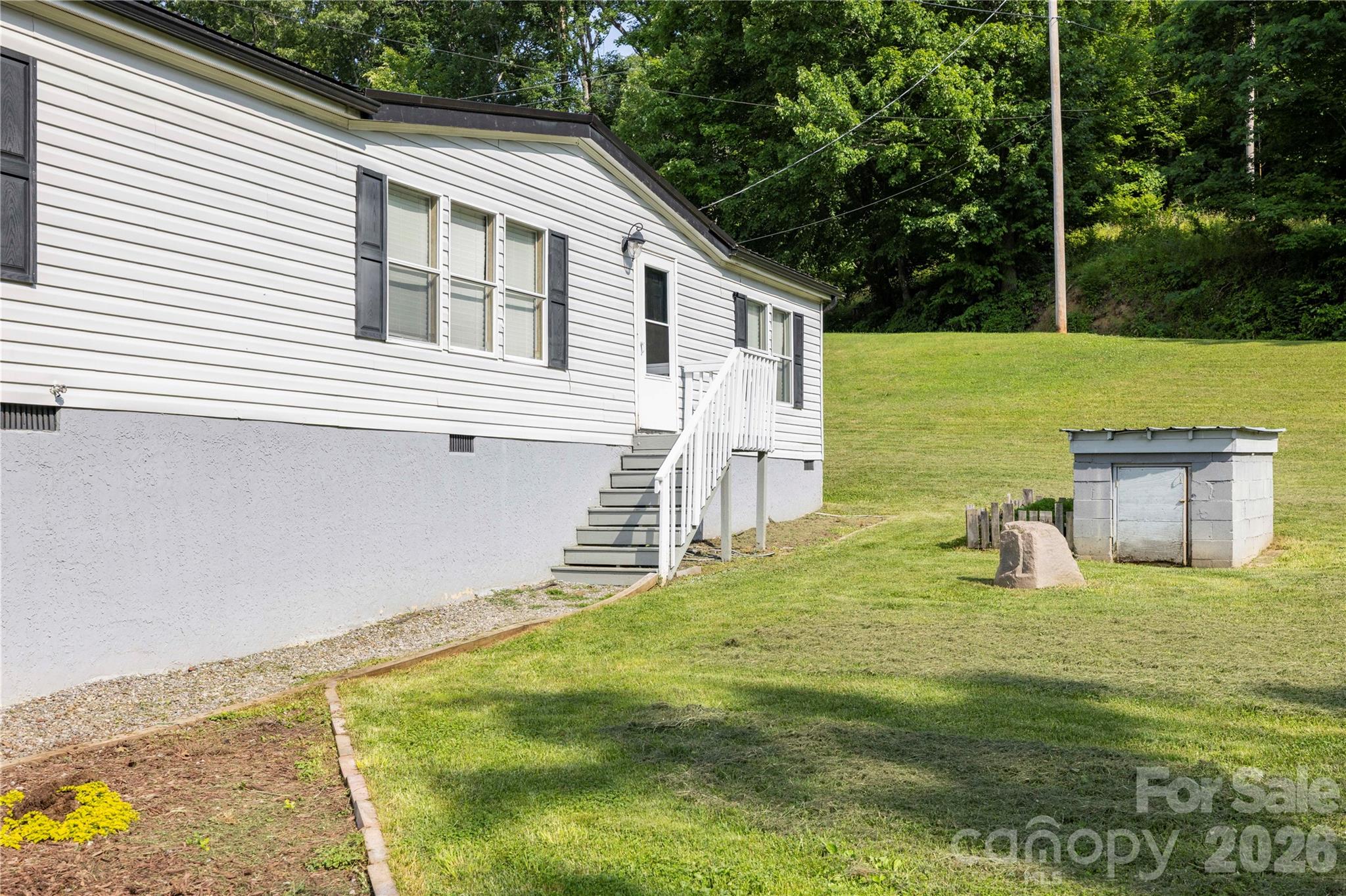 245 Mountain Grove Road — Canton