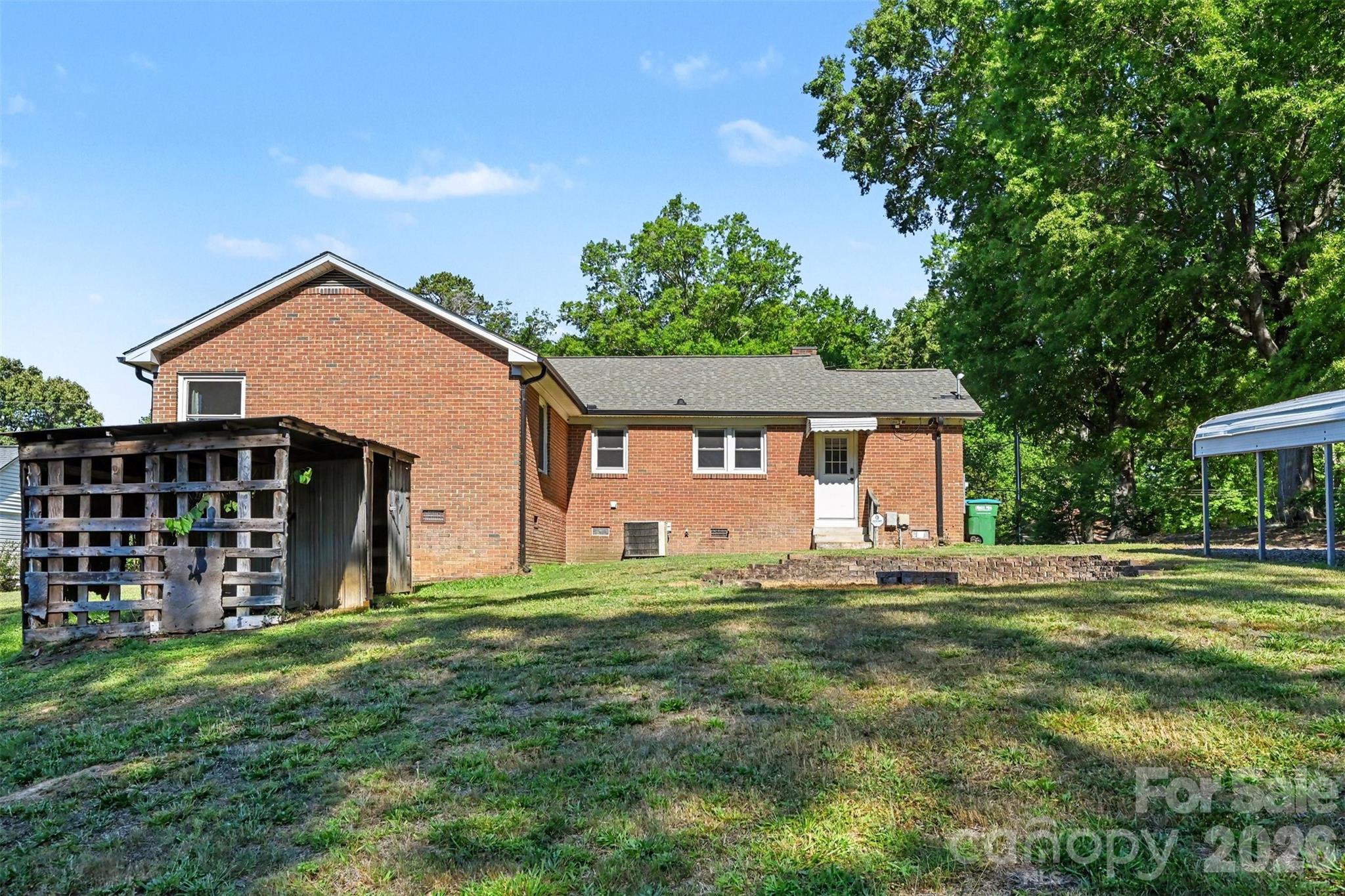 407 S Beaver Street — Landis