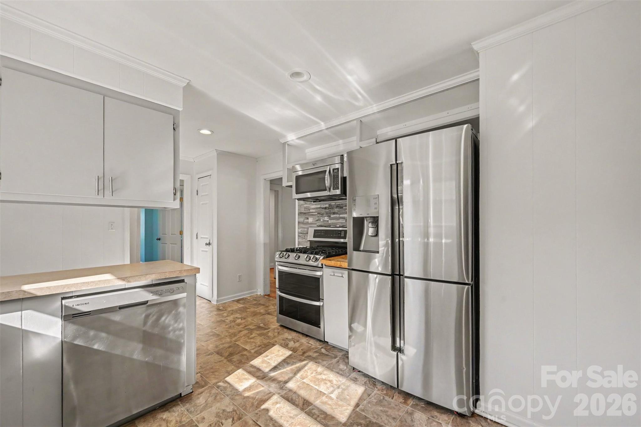407 S Beaver Street — Landis