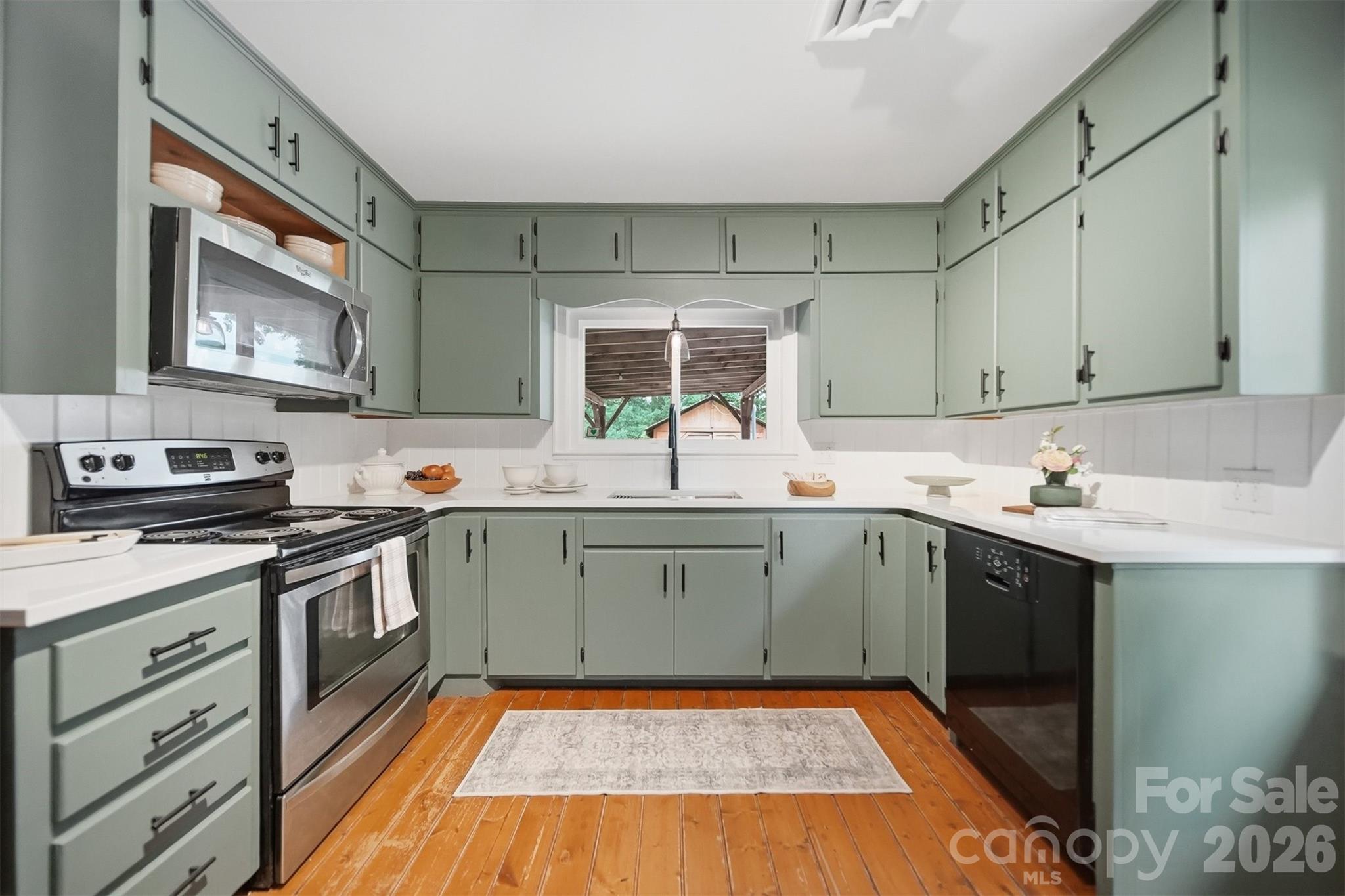 255 Wildwood Road — Lenoir