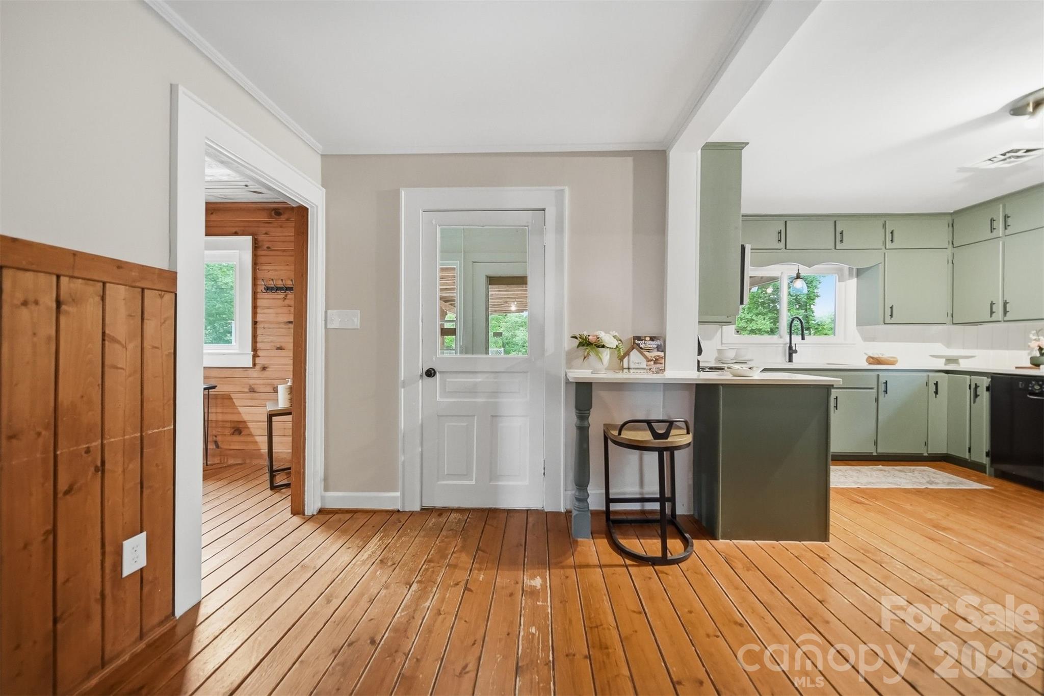 255 Wildwood Road — Lenoir