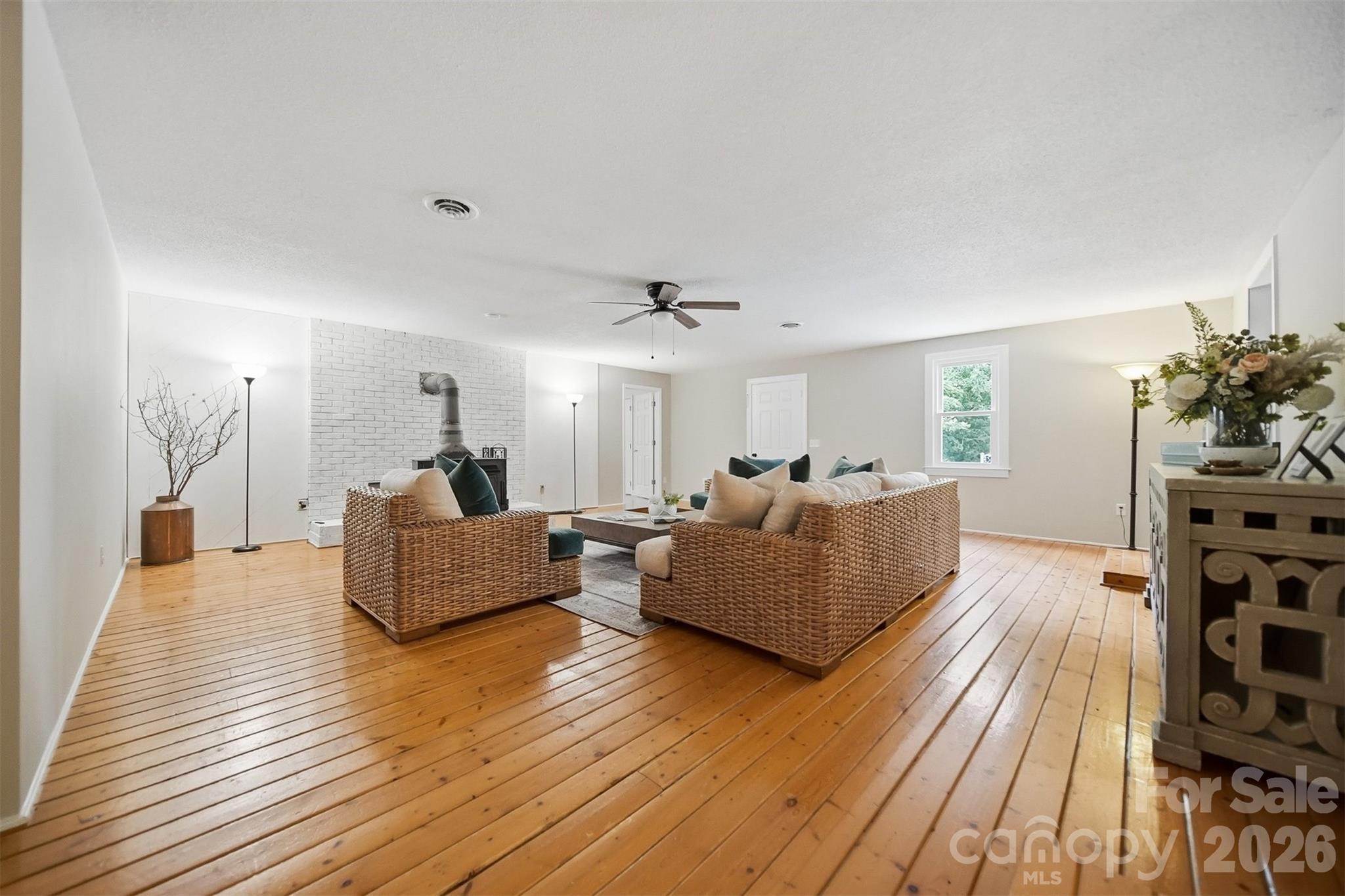255 Wildwood Road — Lenoir