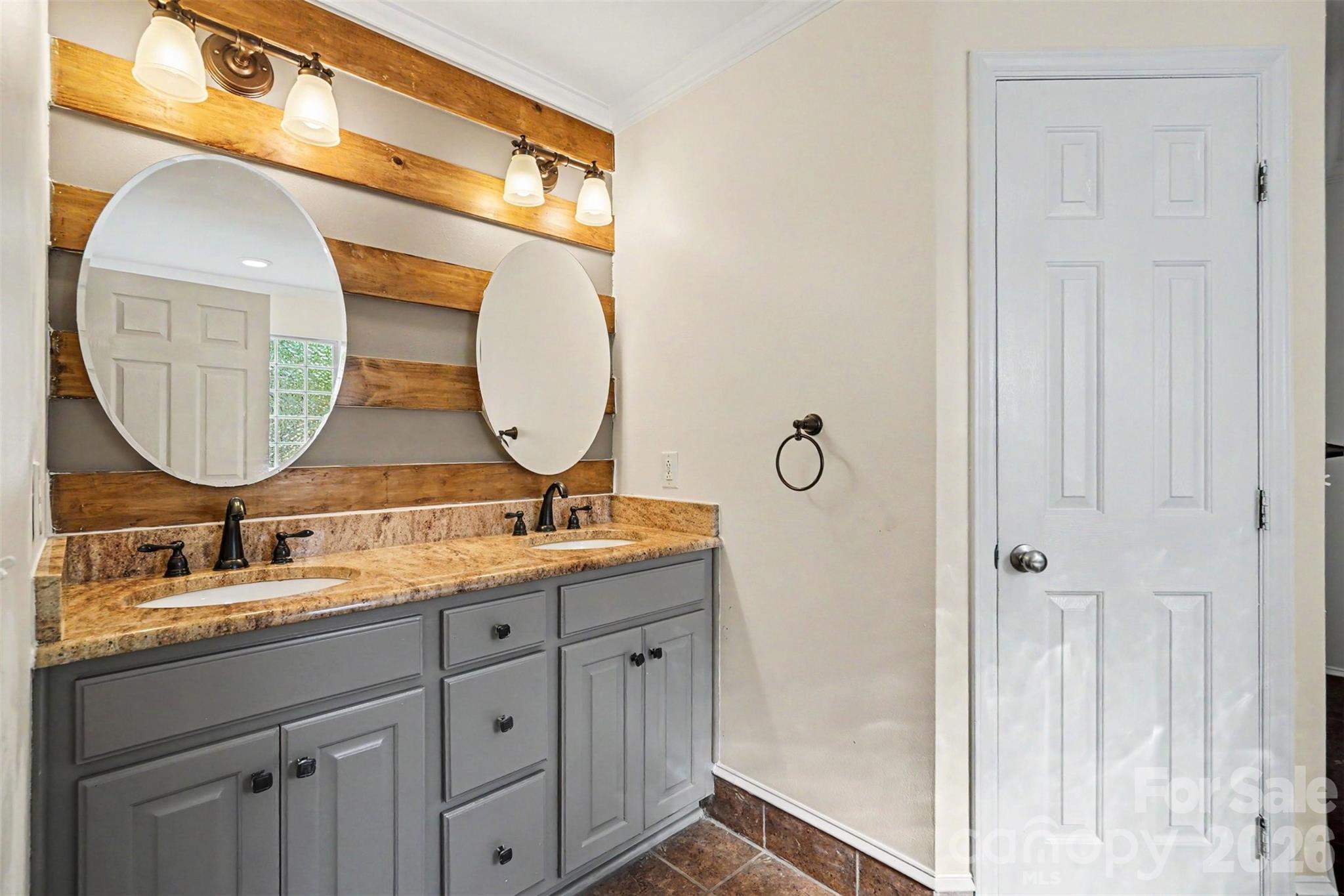 6826 Teal Drive — Denver