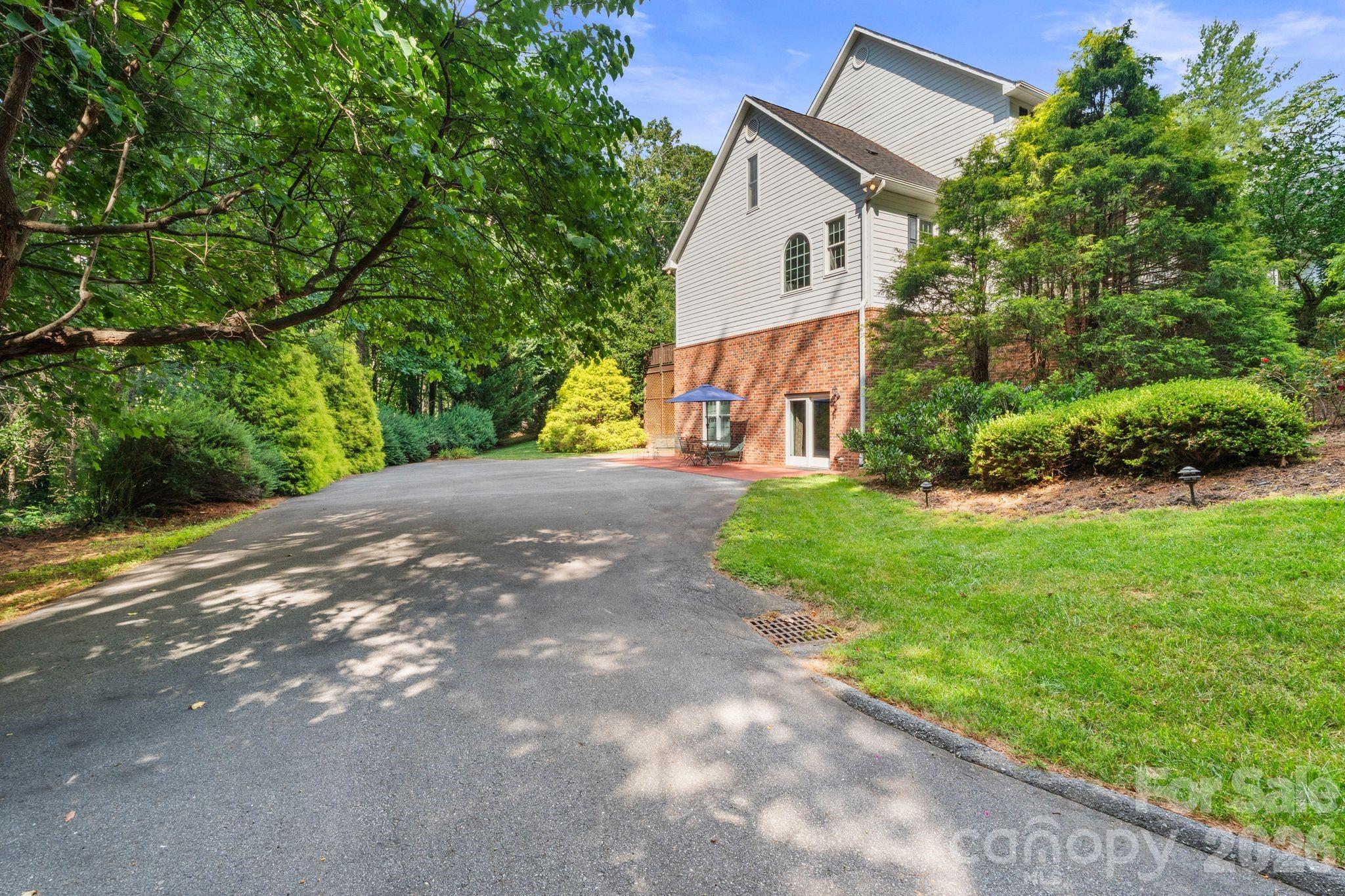 107 Windsong Extension — Fairview