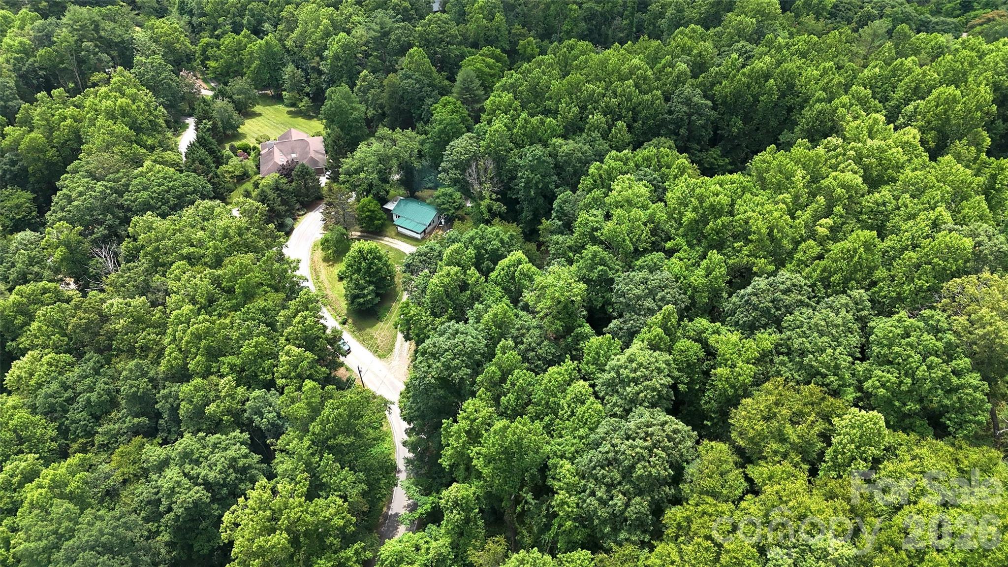 402 Sharon Road — Fairview