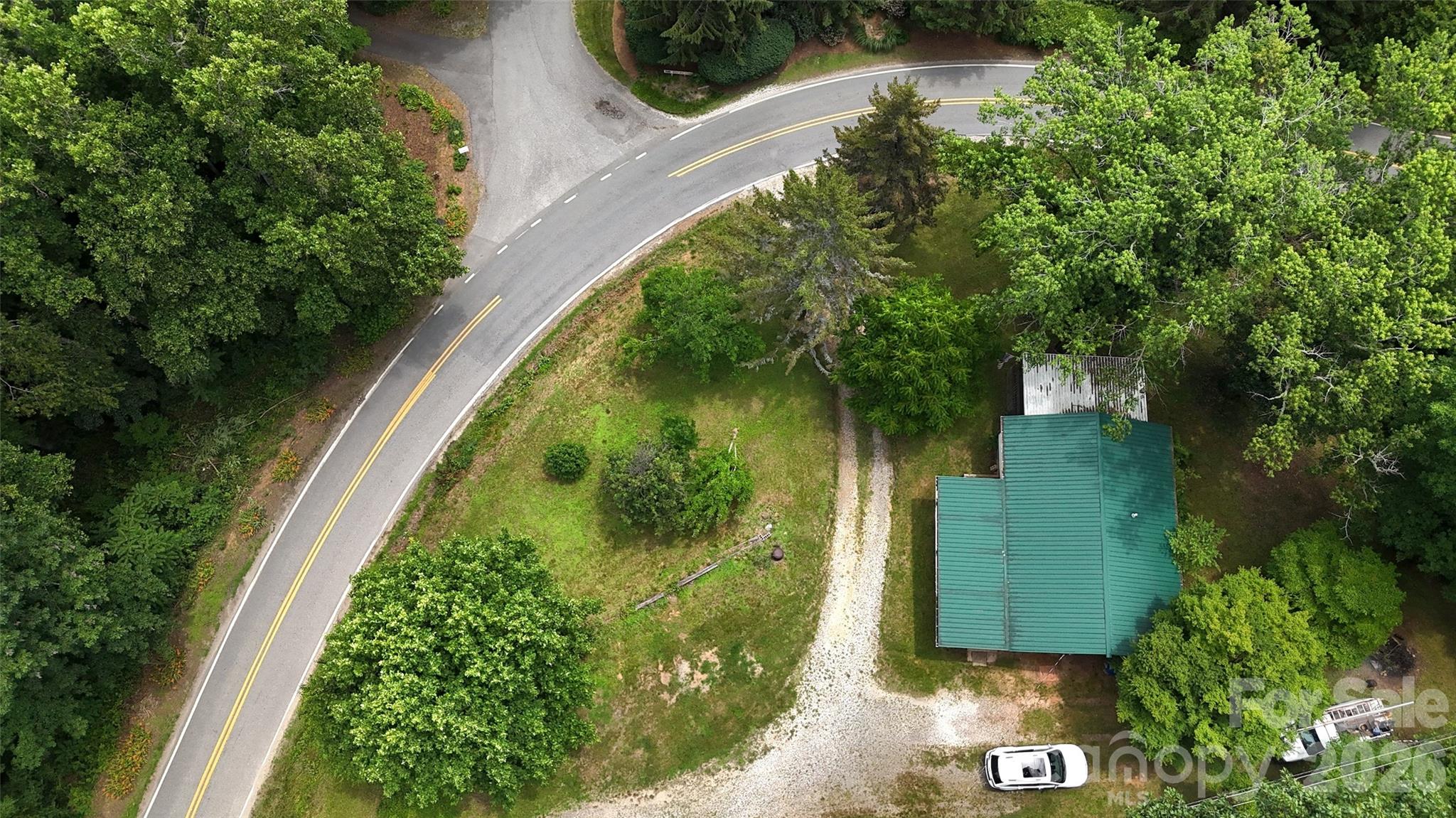 402 Sharon Road — Fairview