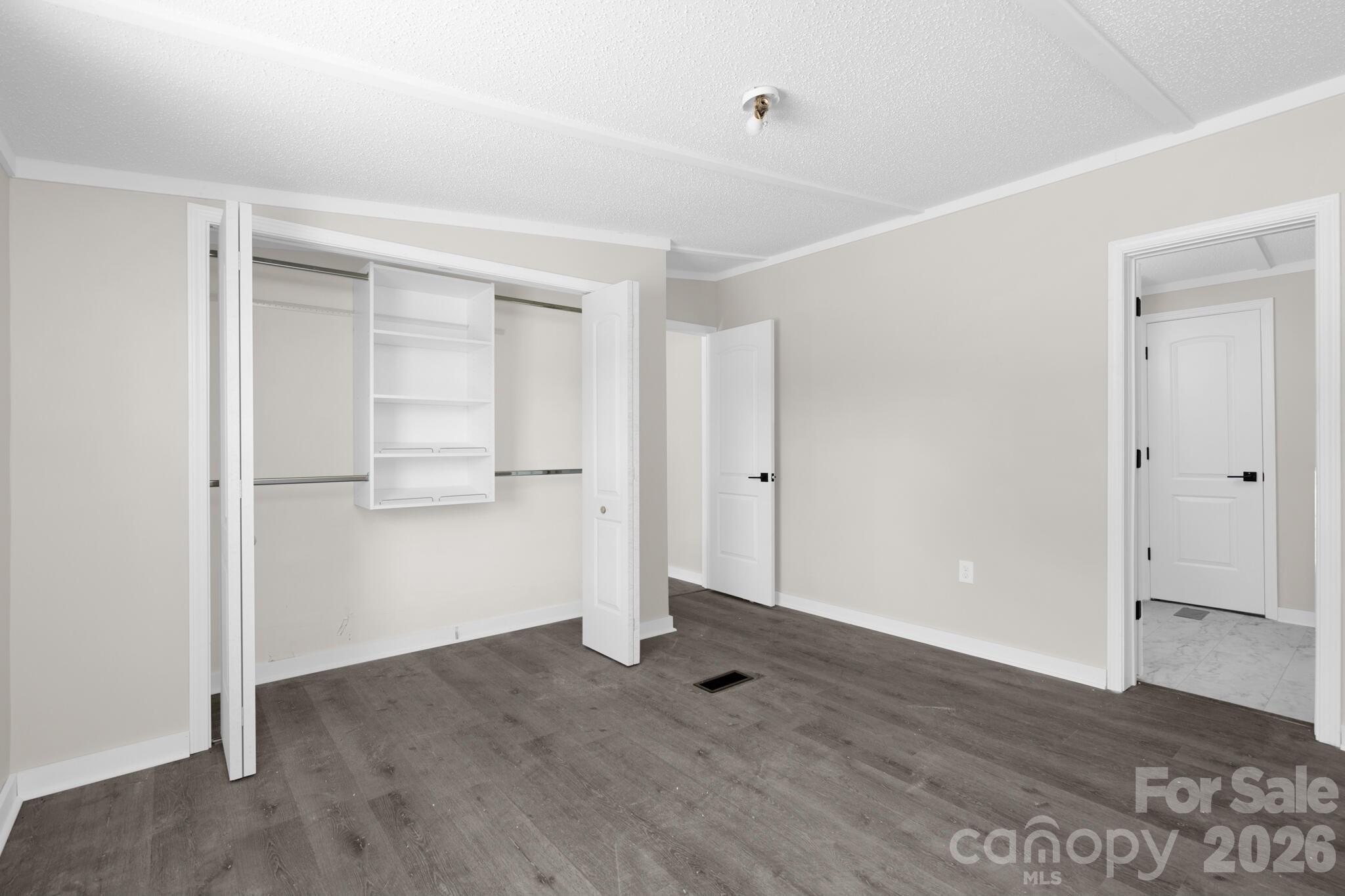 5358 Hope Road — Vale