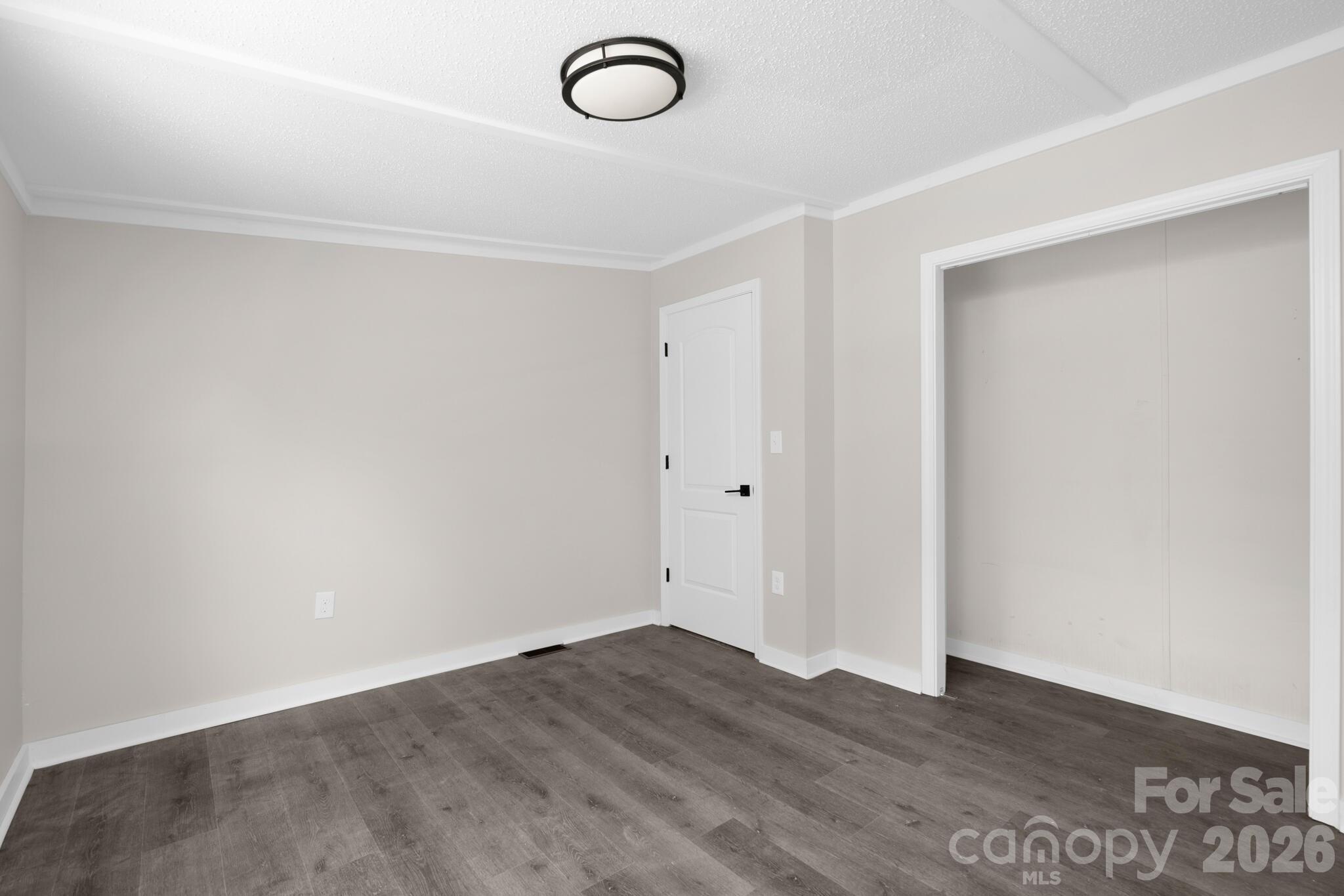 5358 Hope Road — Vale