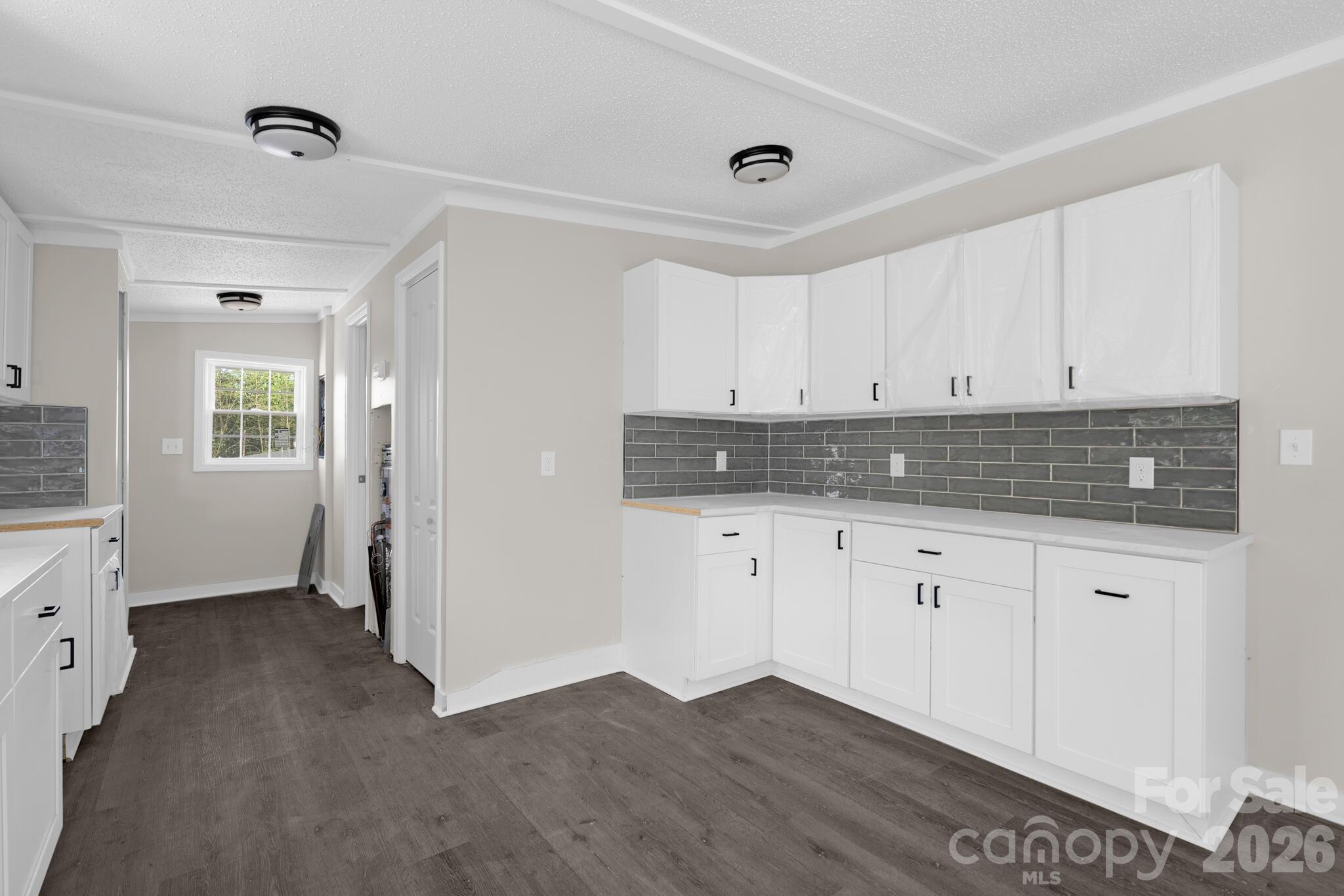 5358 Hope Road — Vale