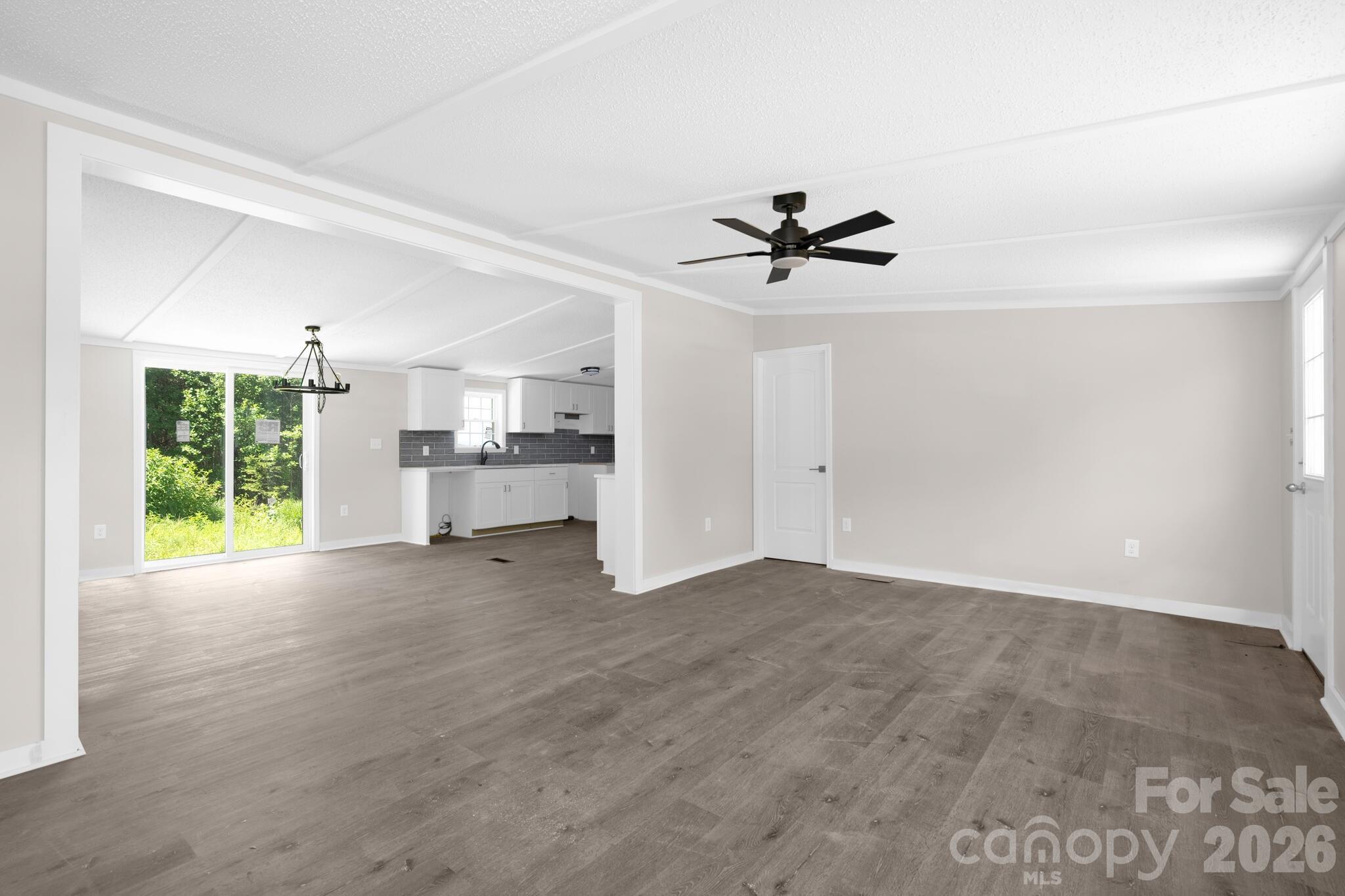 5358 Hope Road — Vale