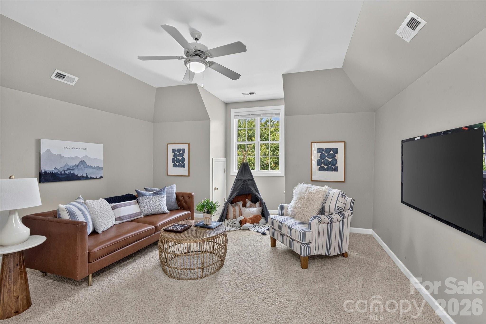 902 Lillieshall Road — Waxhaw