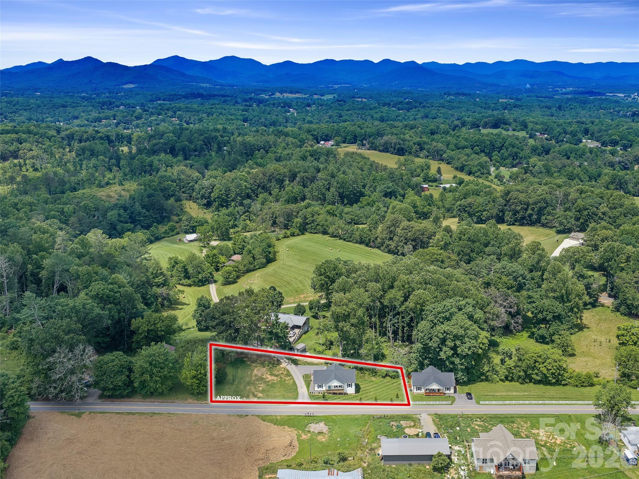 105 Crowder Hills Lane — Asheville
