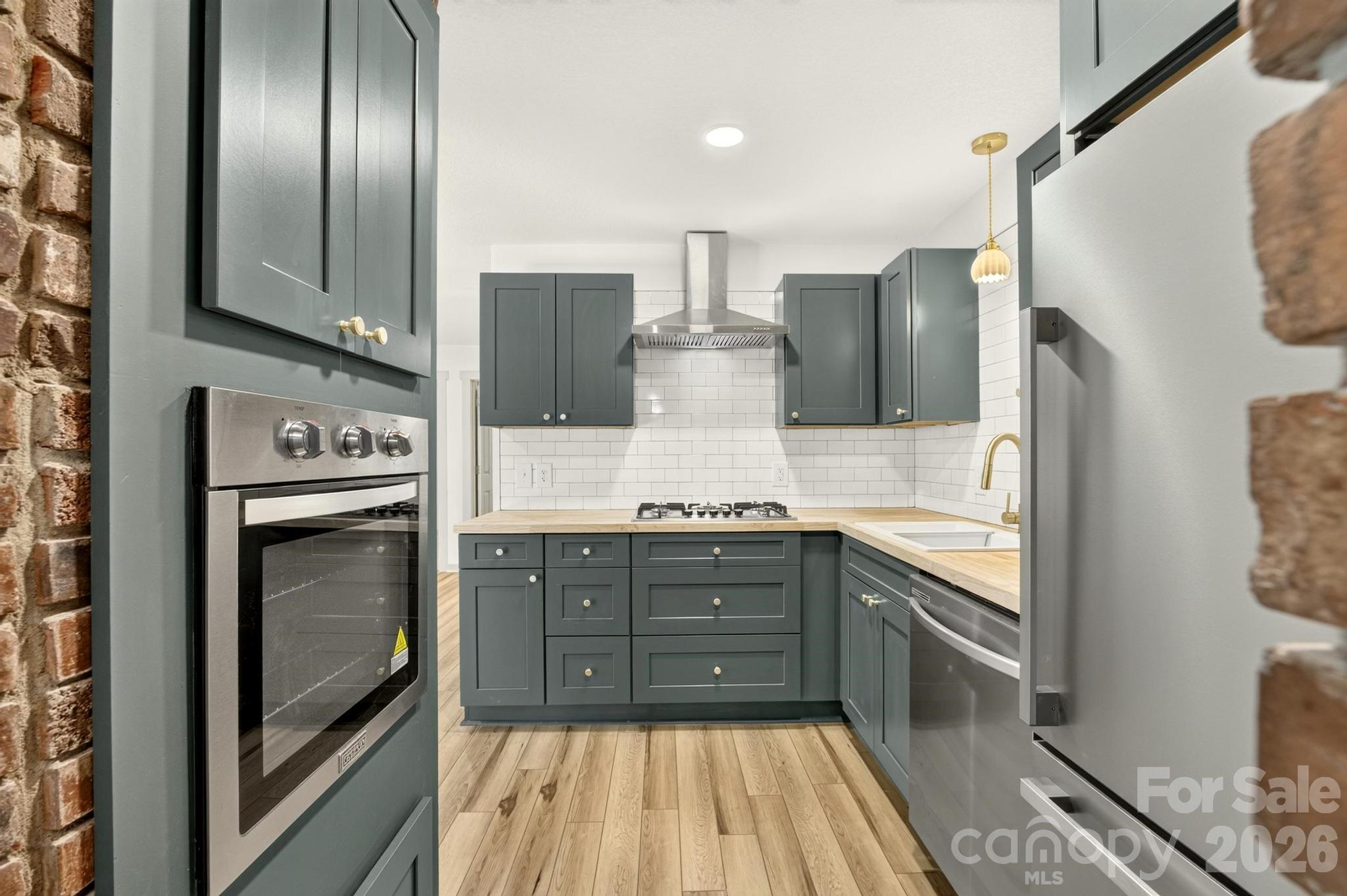 1415 McRary Creek Road — Lenoir