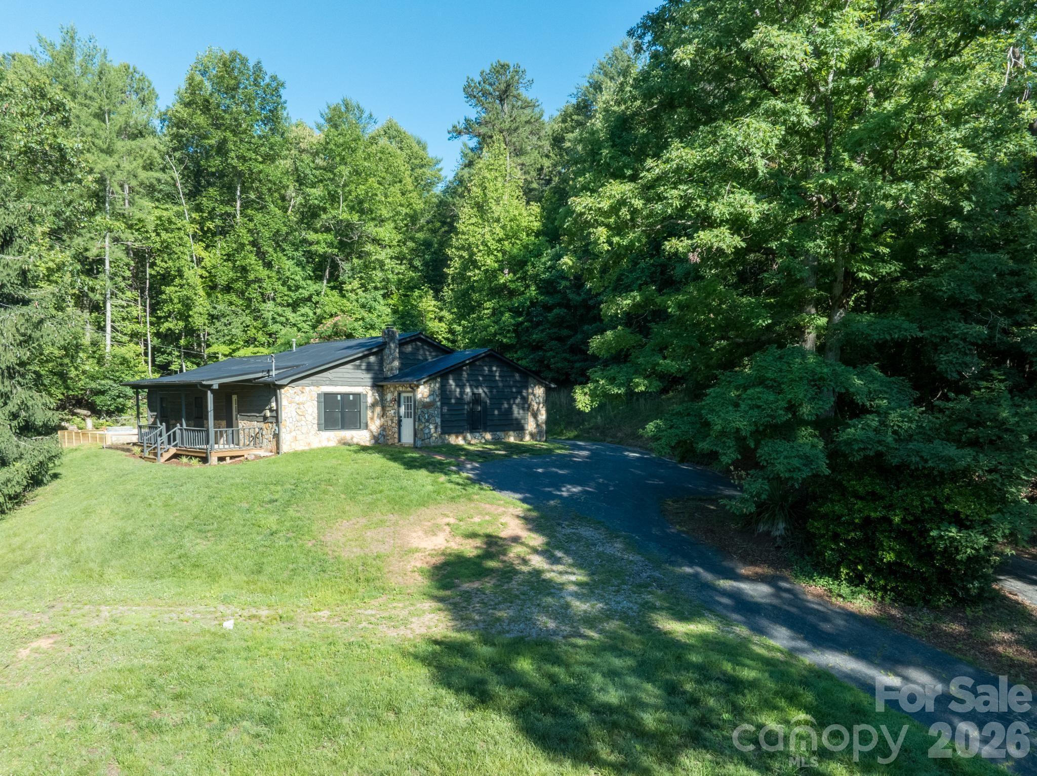 1415 McRary Creek Road — Lenoir
