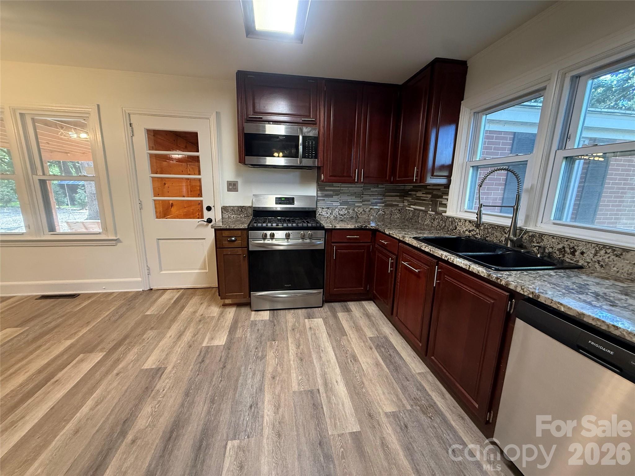 148 Barium Lane — Statesville
