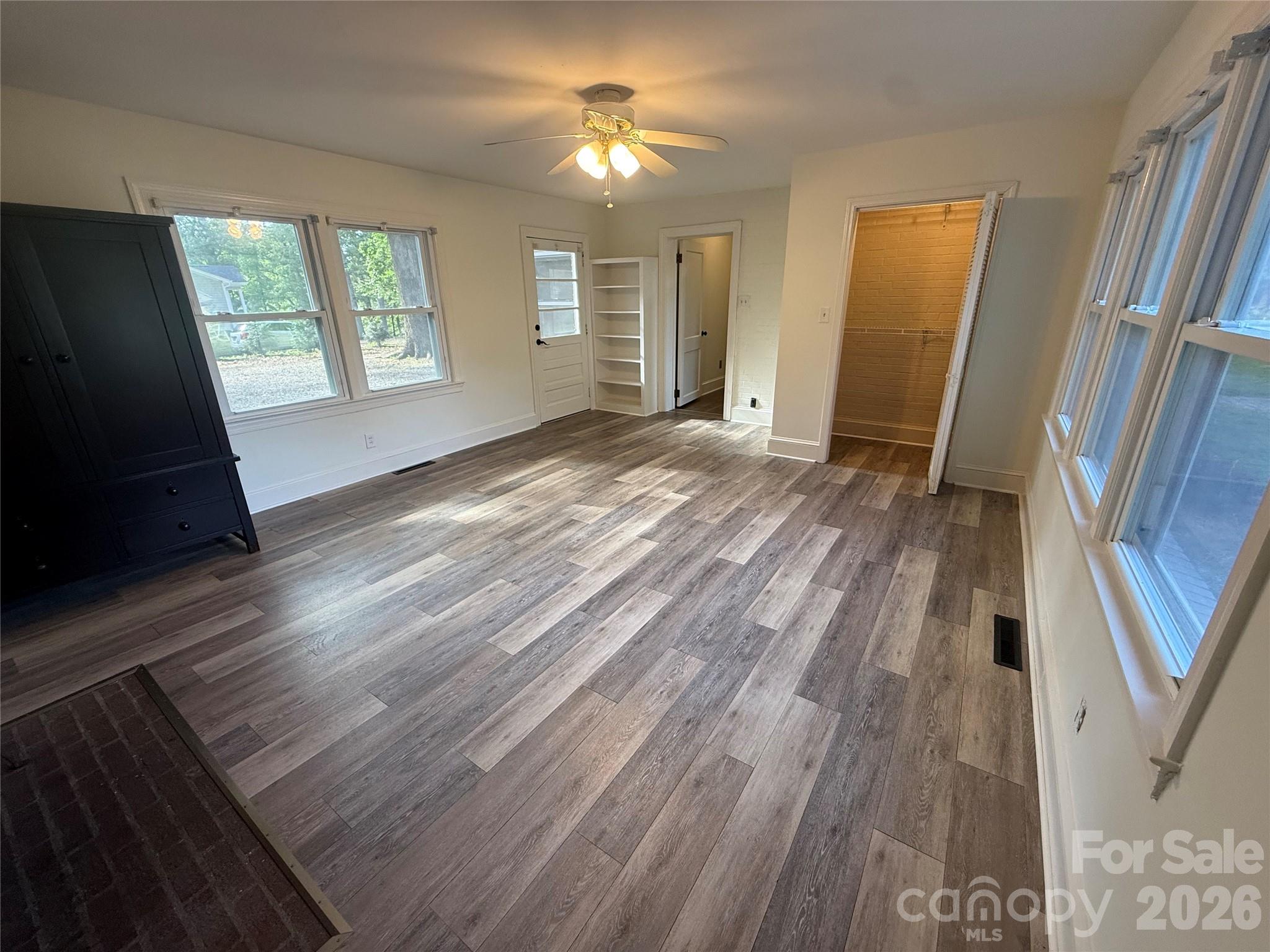 148 Barium Lane — Statesville