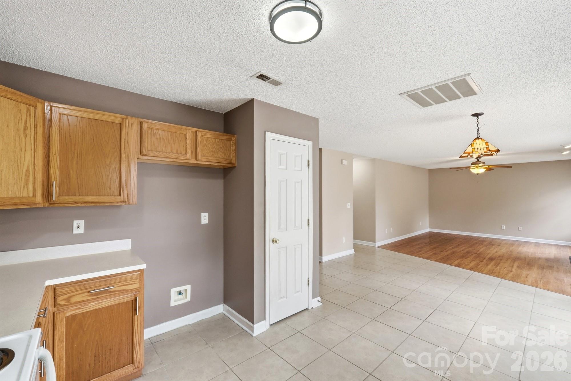 2720 Round Hill Road — Rock Hill