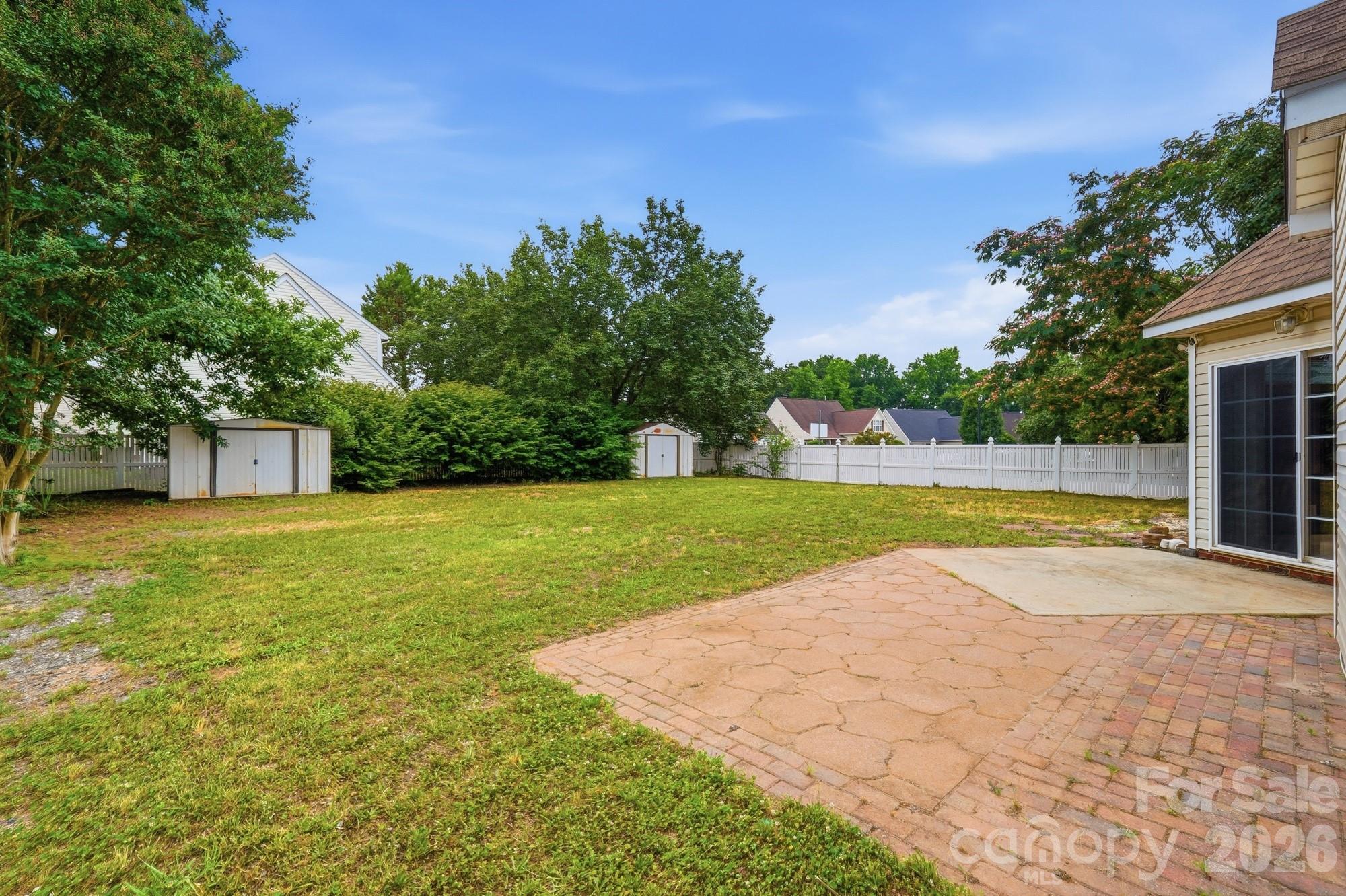 2720 Round Hill Road — Rock Hill