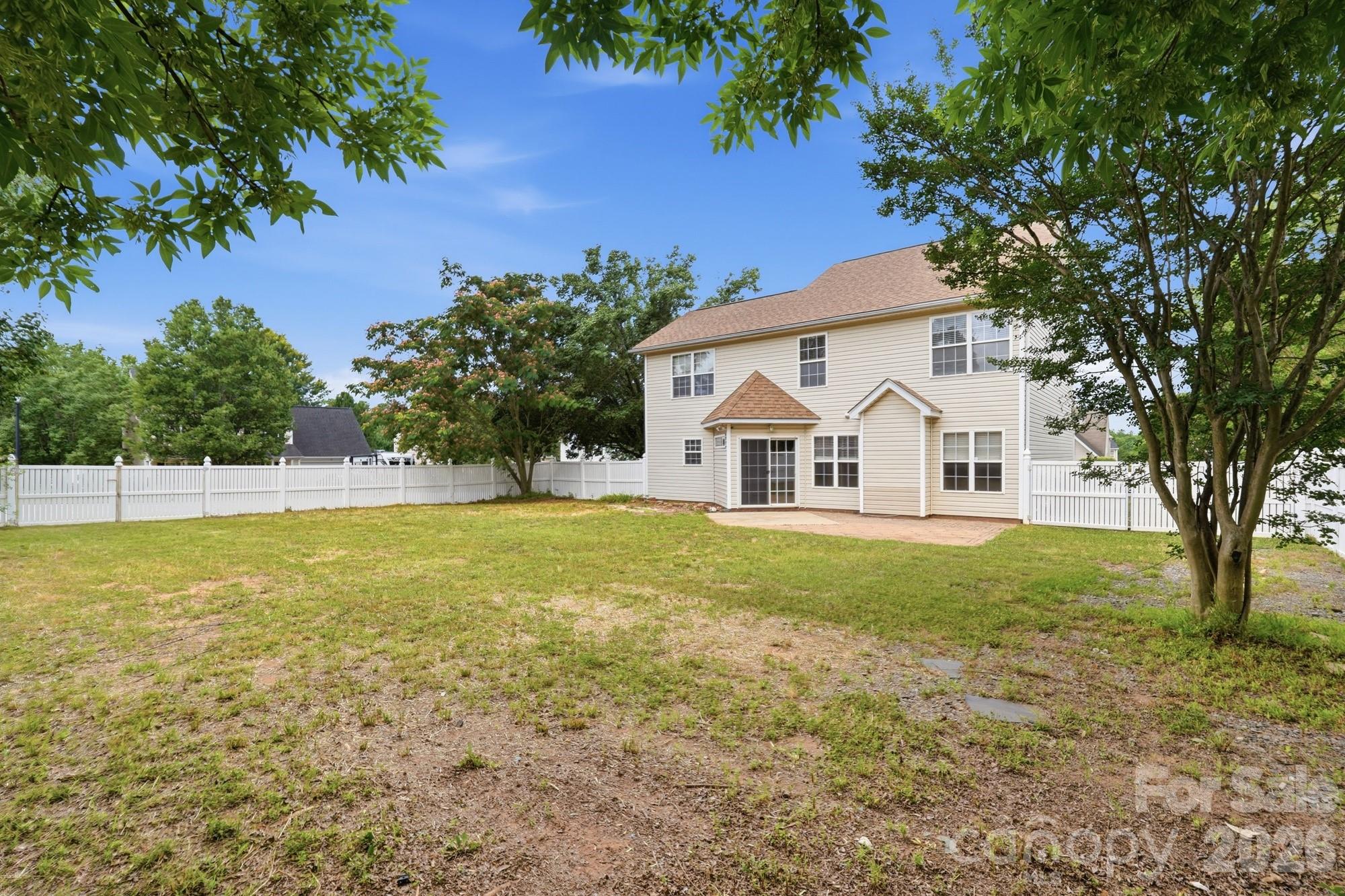 2720 Round Hill Road — Rock Hill