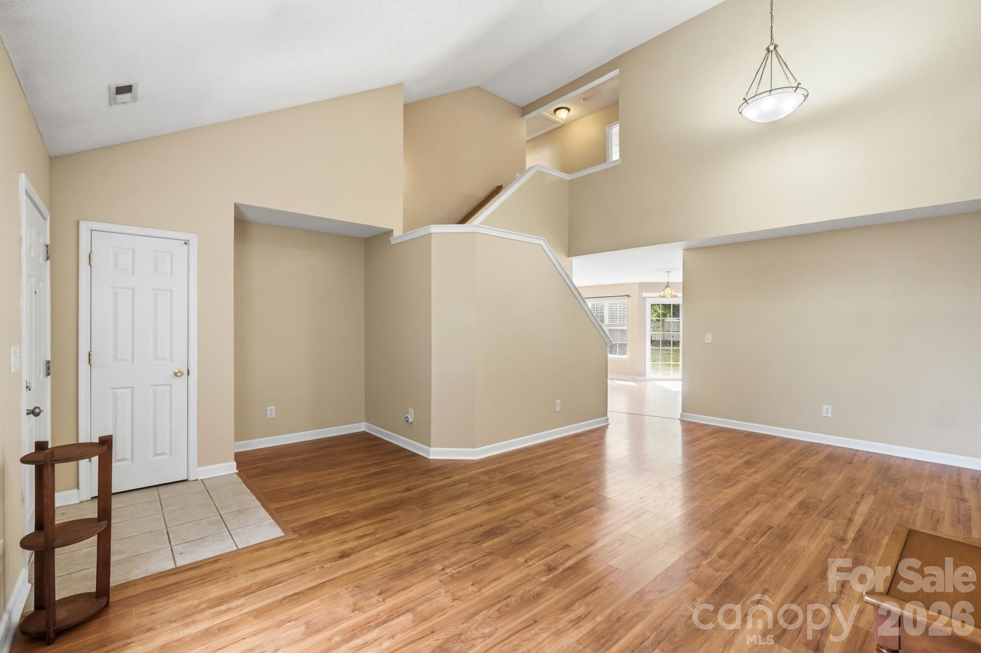 2720 Round Hill Road — Rock Hill