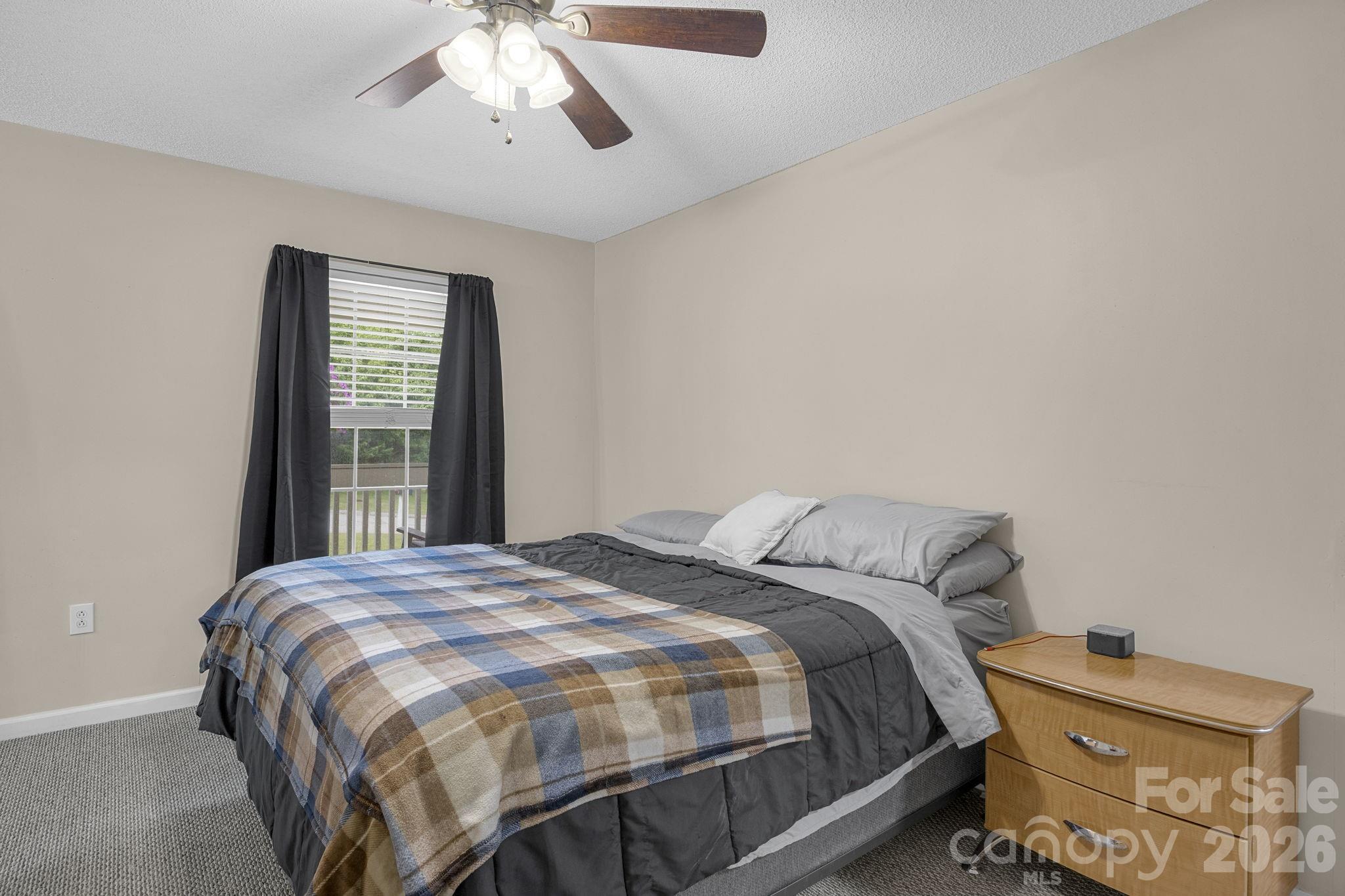 217 Lakewood Drive — Pickens
