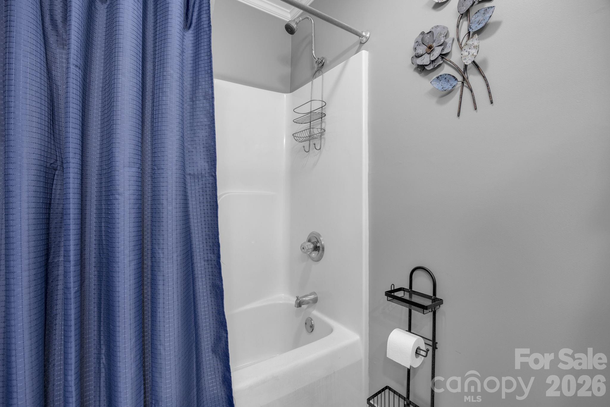 217 Lakewood Drive — Pickens