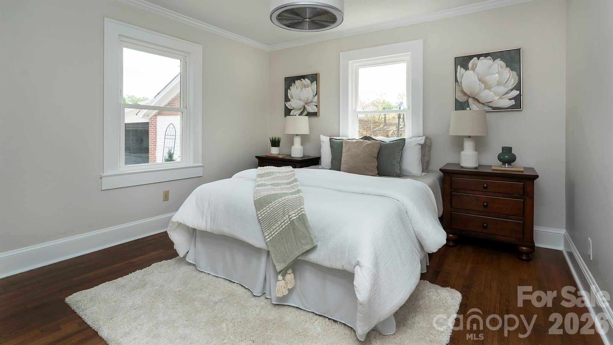 3308 16th Street NE — Hickory
