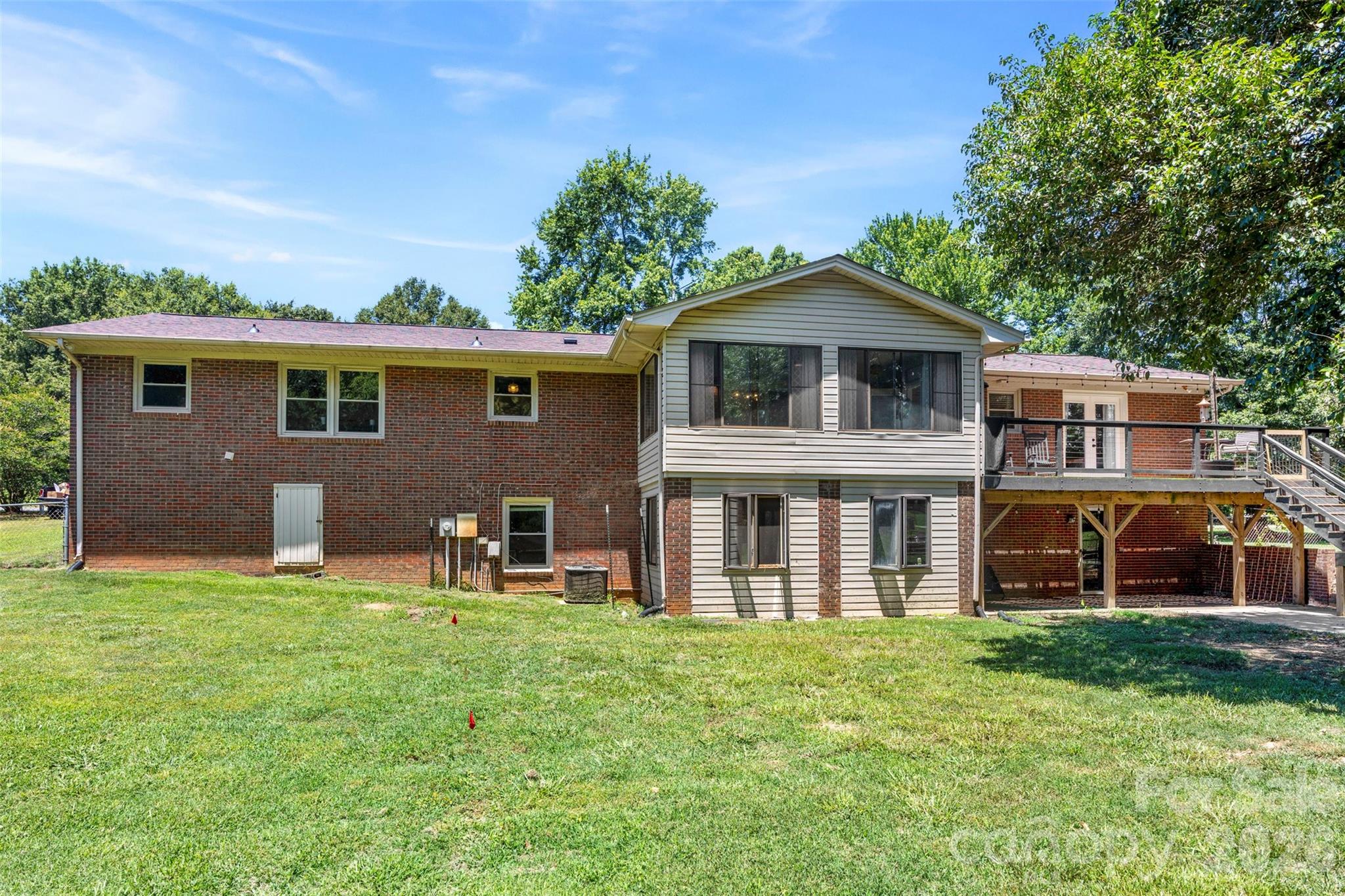 4022 Lynn Circle — Shelby