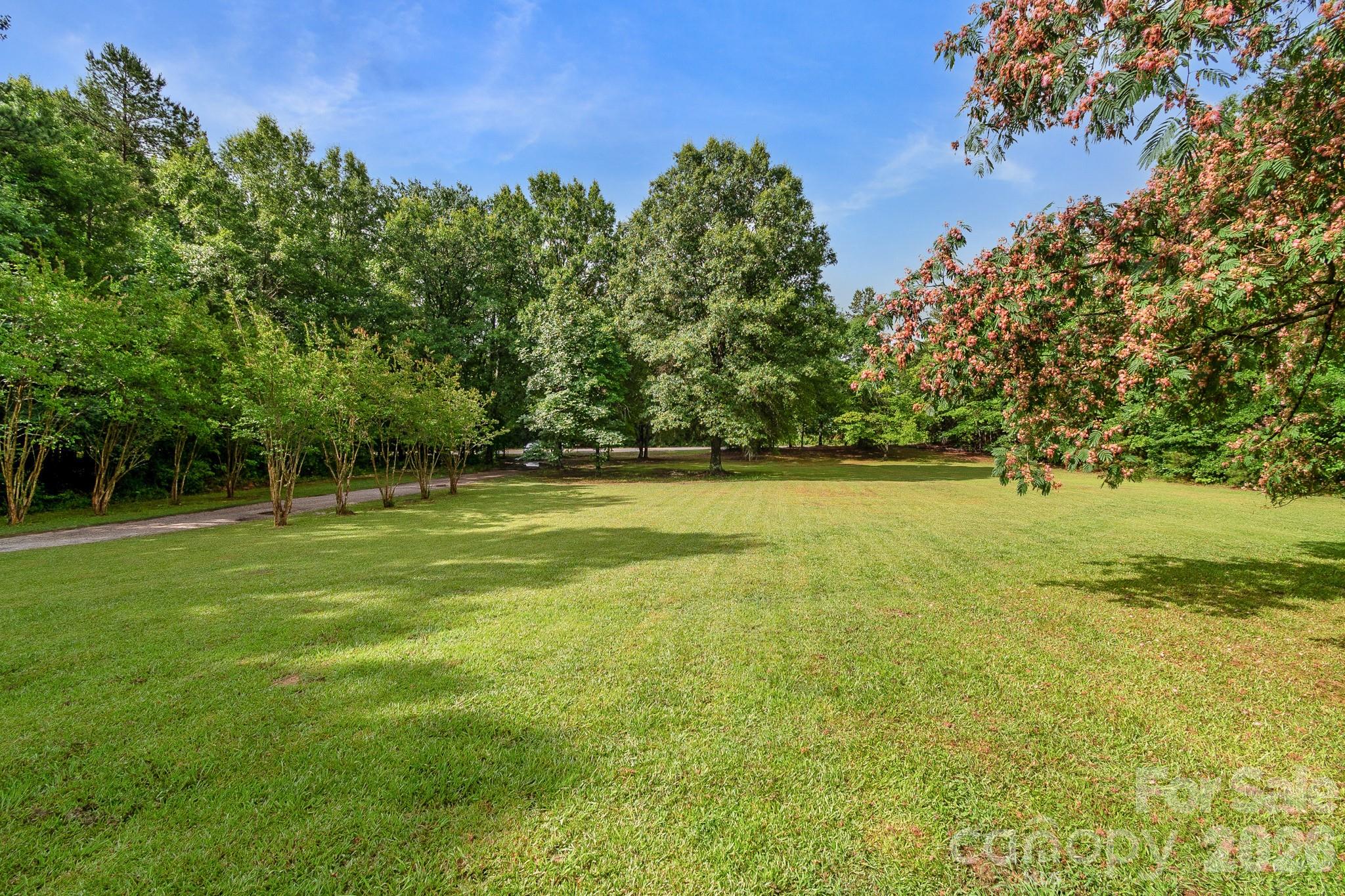 1825 Old Pardue Road — Lancaster