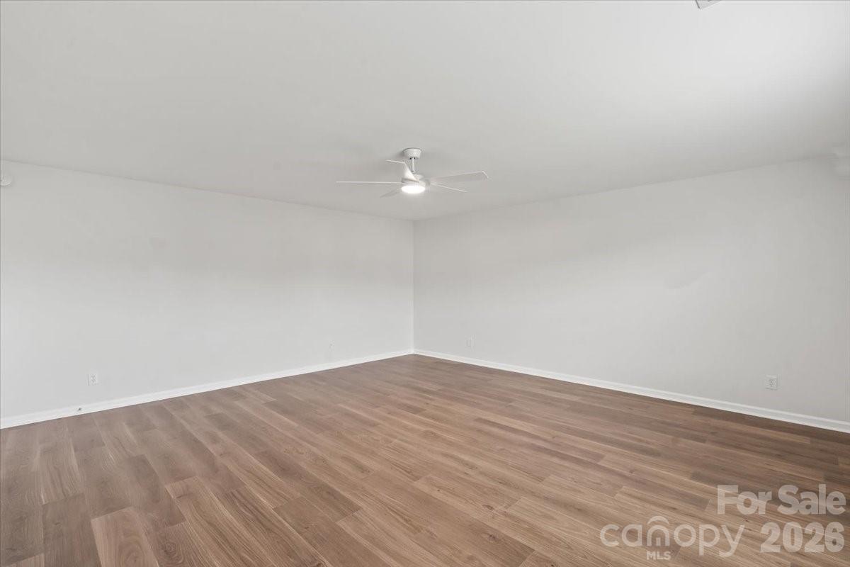 12932 Silvaire Farm Road — Charlotte