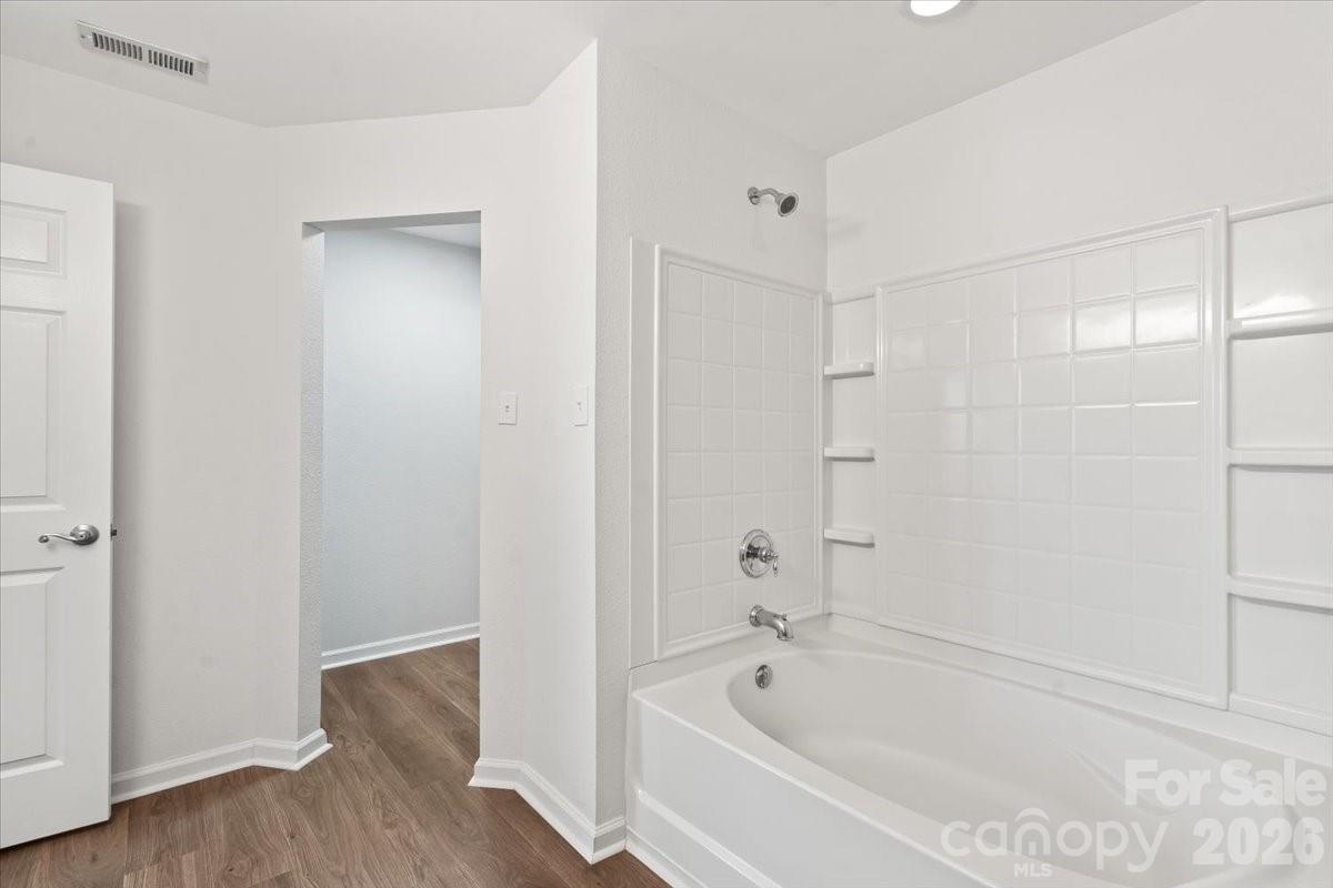12932 Silvaire Farm Road — Charlotte