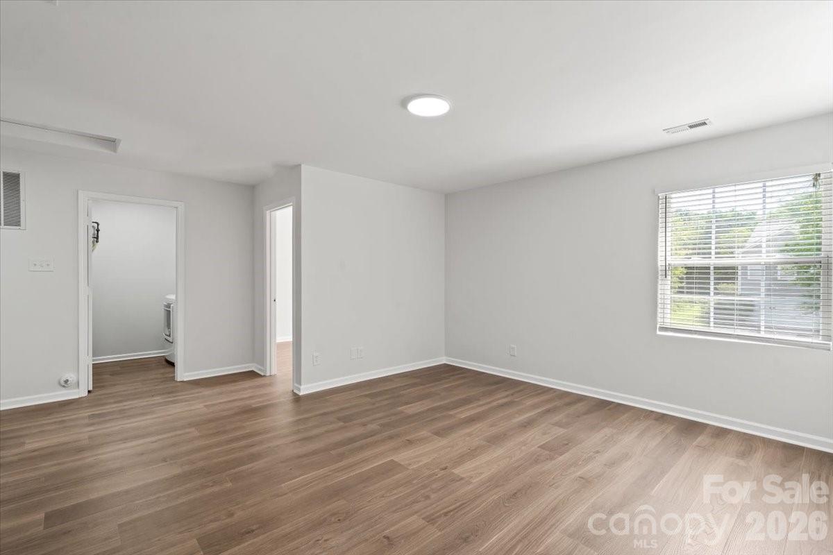 12932 Silvaire Farm Road — Charlotte