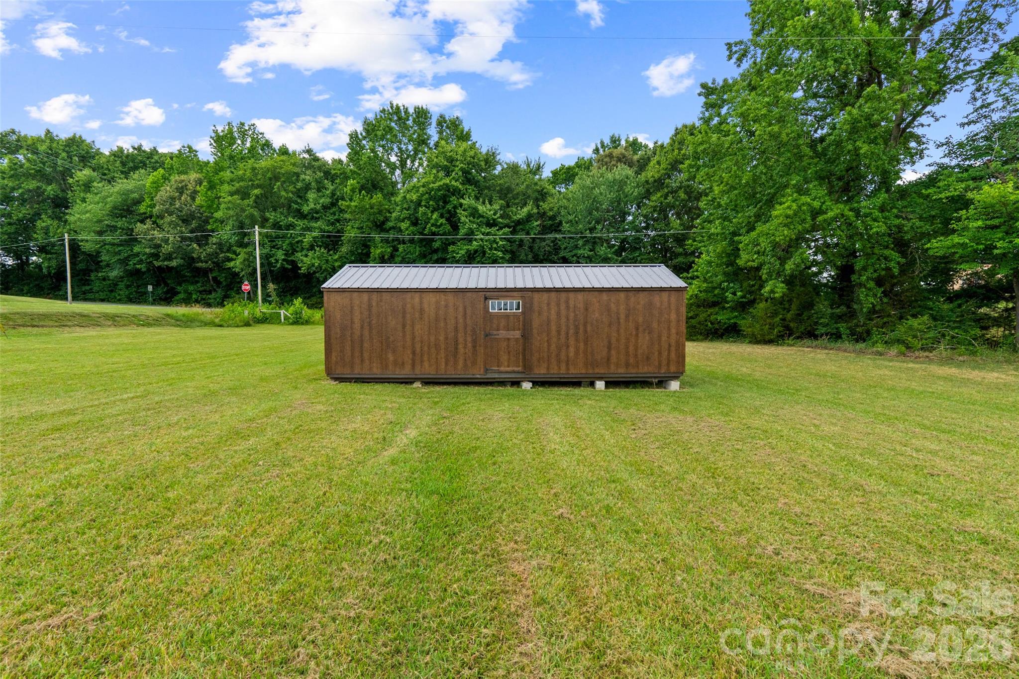 21966 Stony Road — Locust