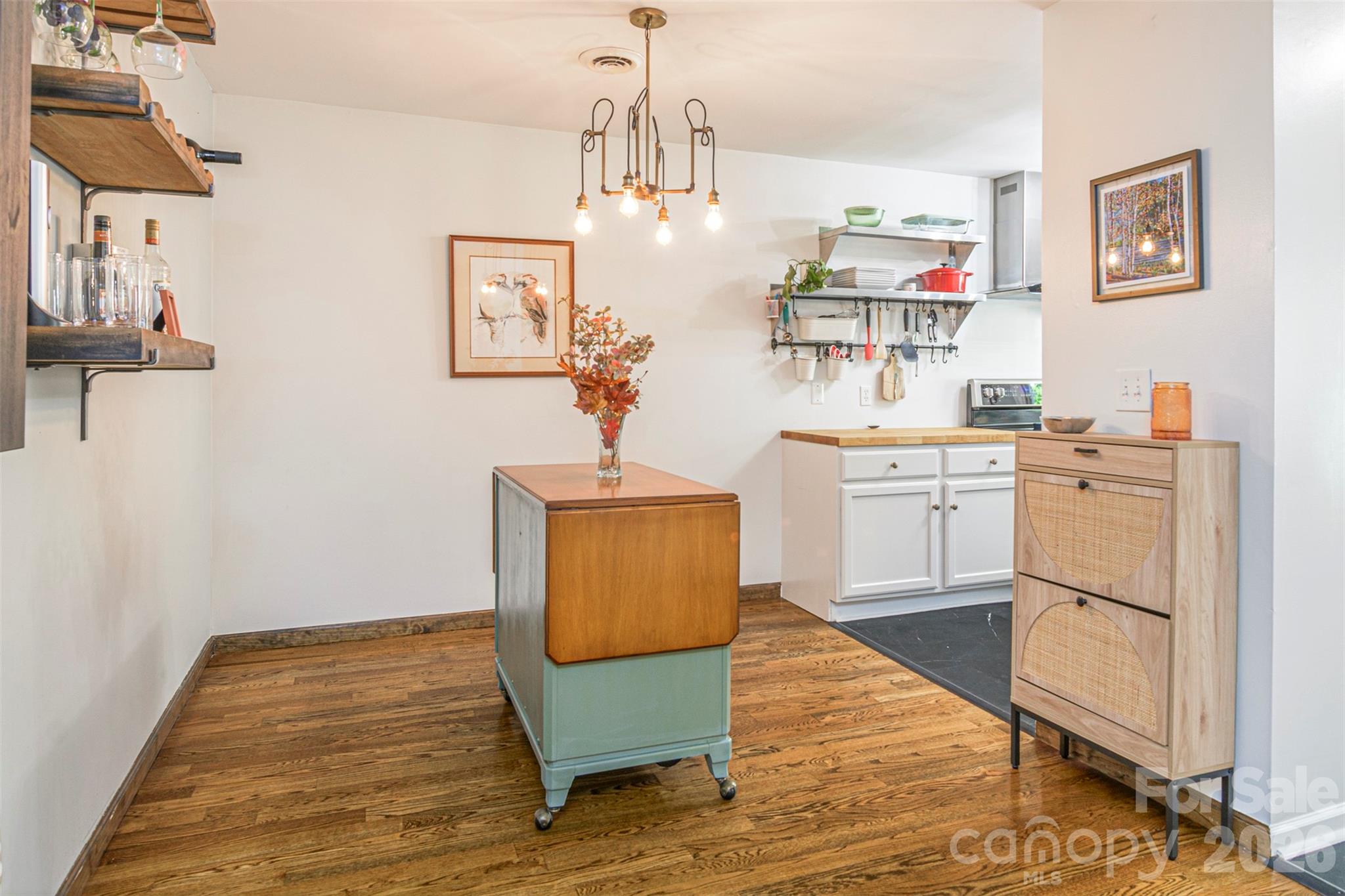 461 Britton Creek Drive — Hendersonville