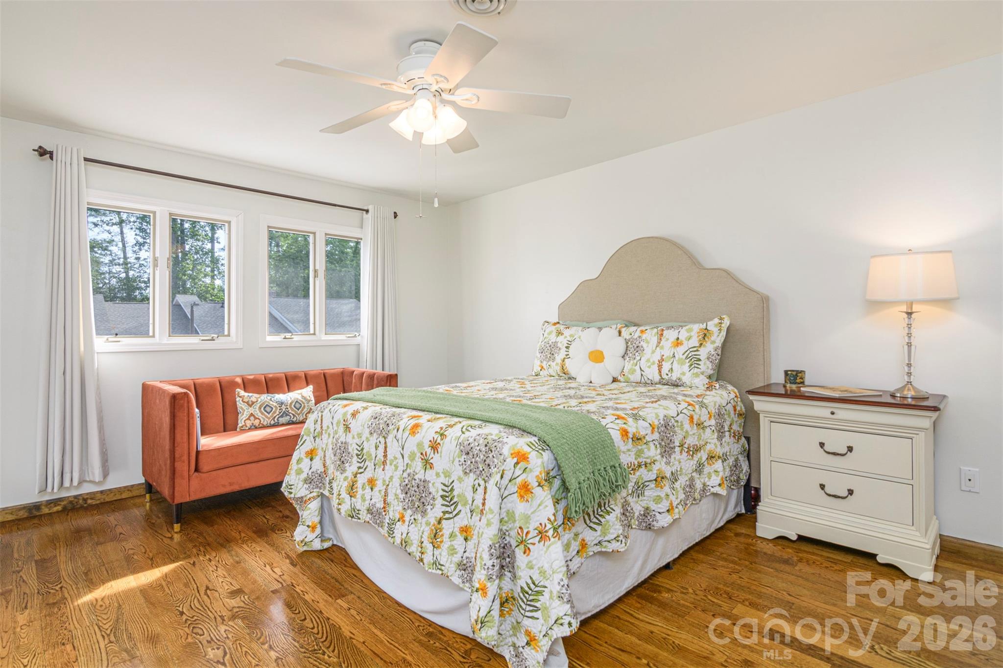 461 Britton Creek Drive — Hendersonville
