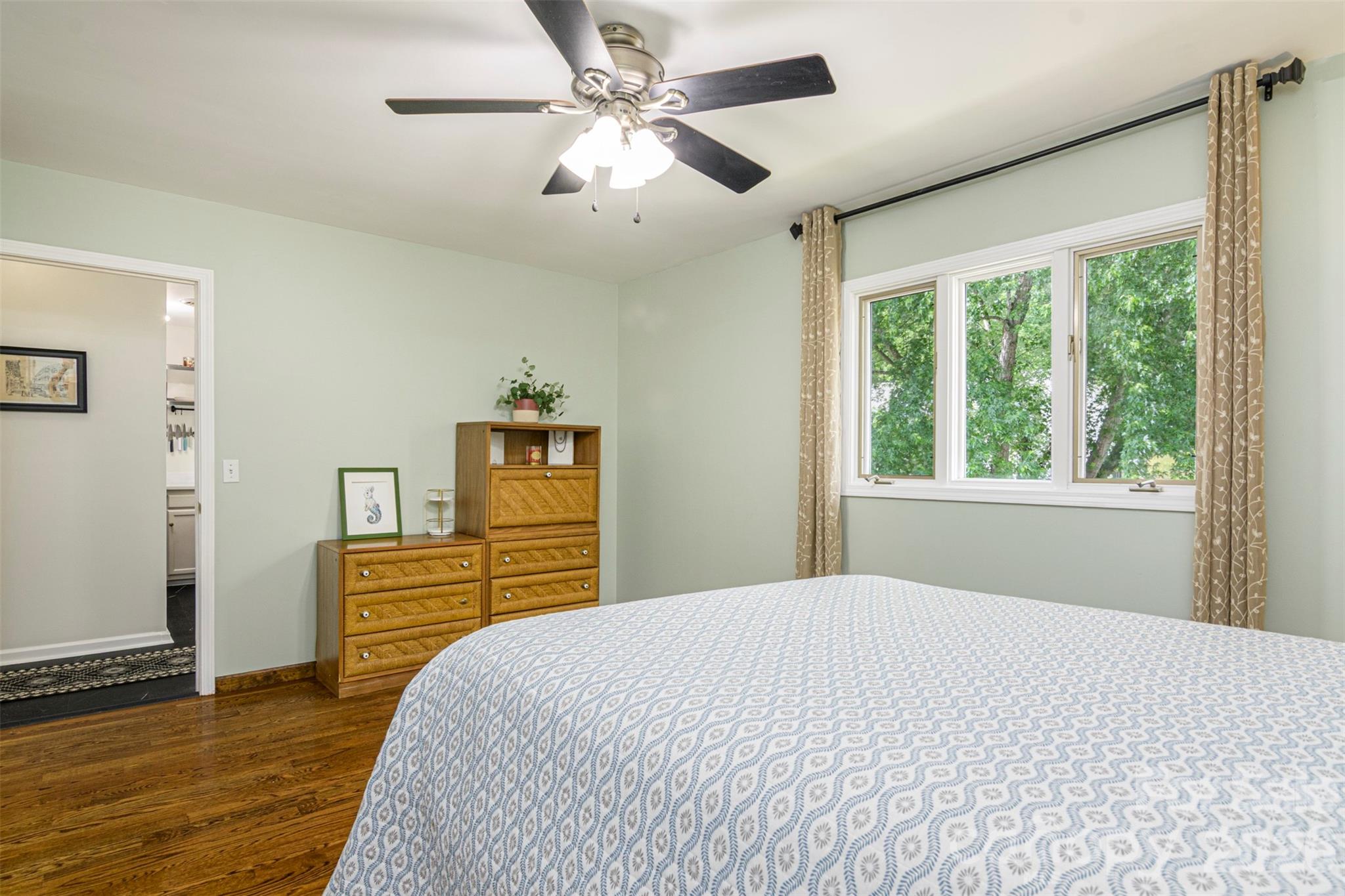 461 Britton Creek Drive — Hendersonville