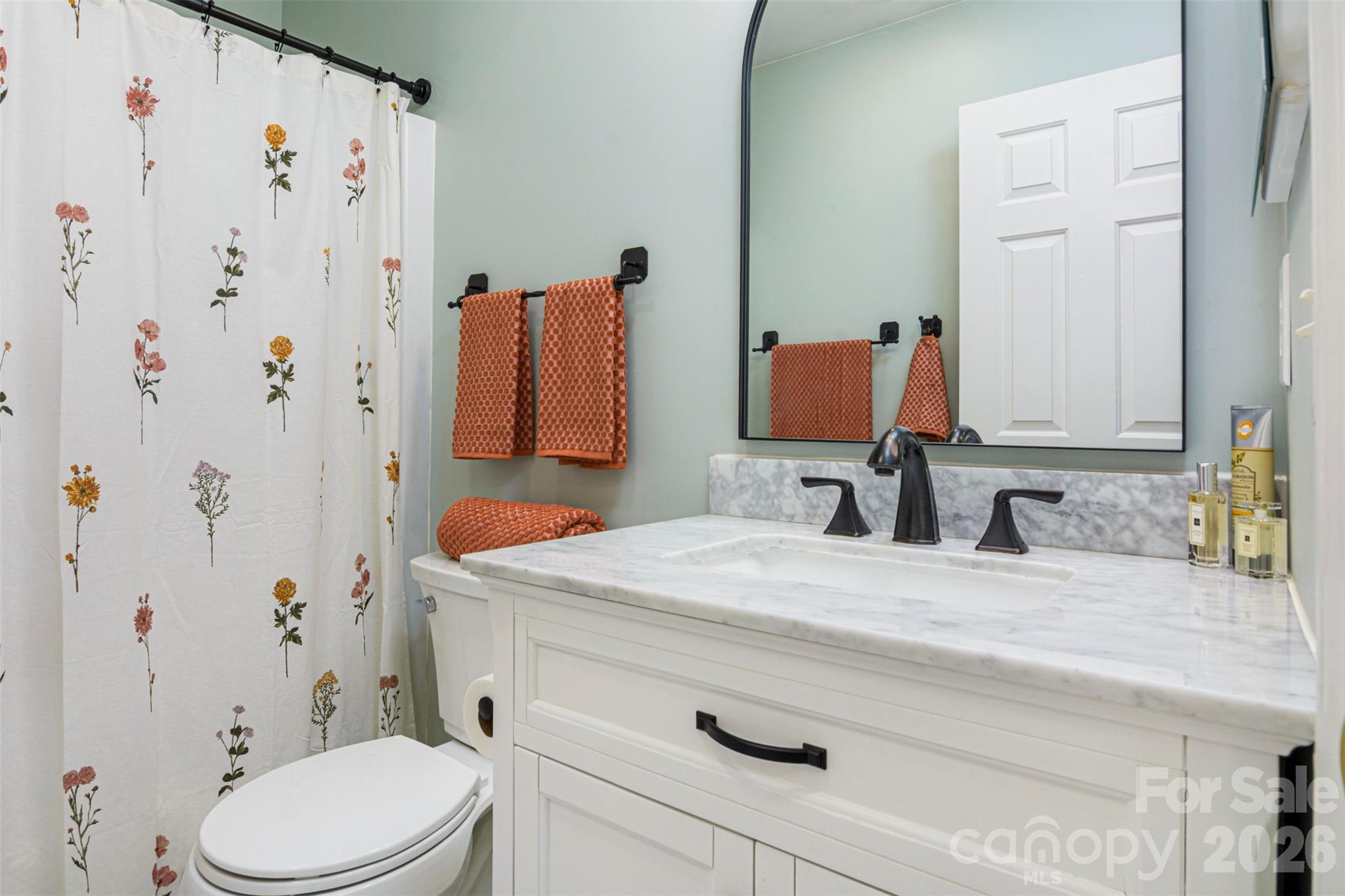 461 Britton Creek Drive — Hendersonville