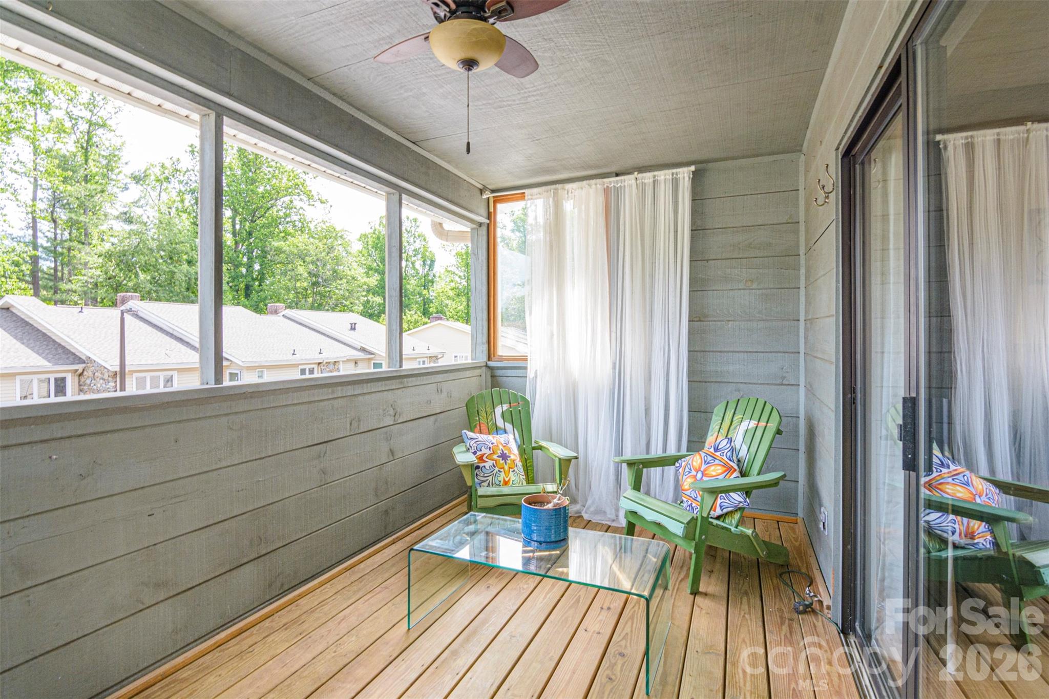 461 Britton Creek Drive — Hendersonville