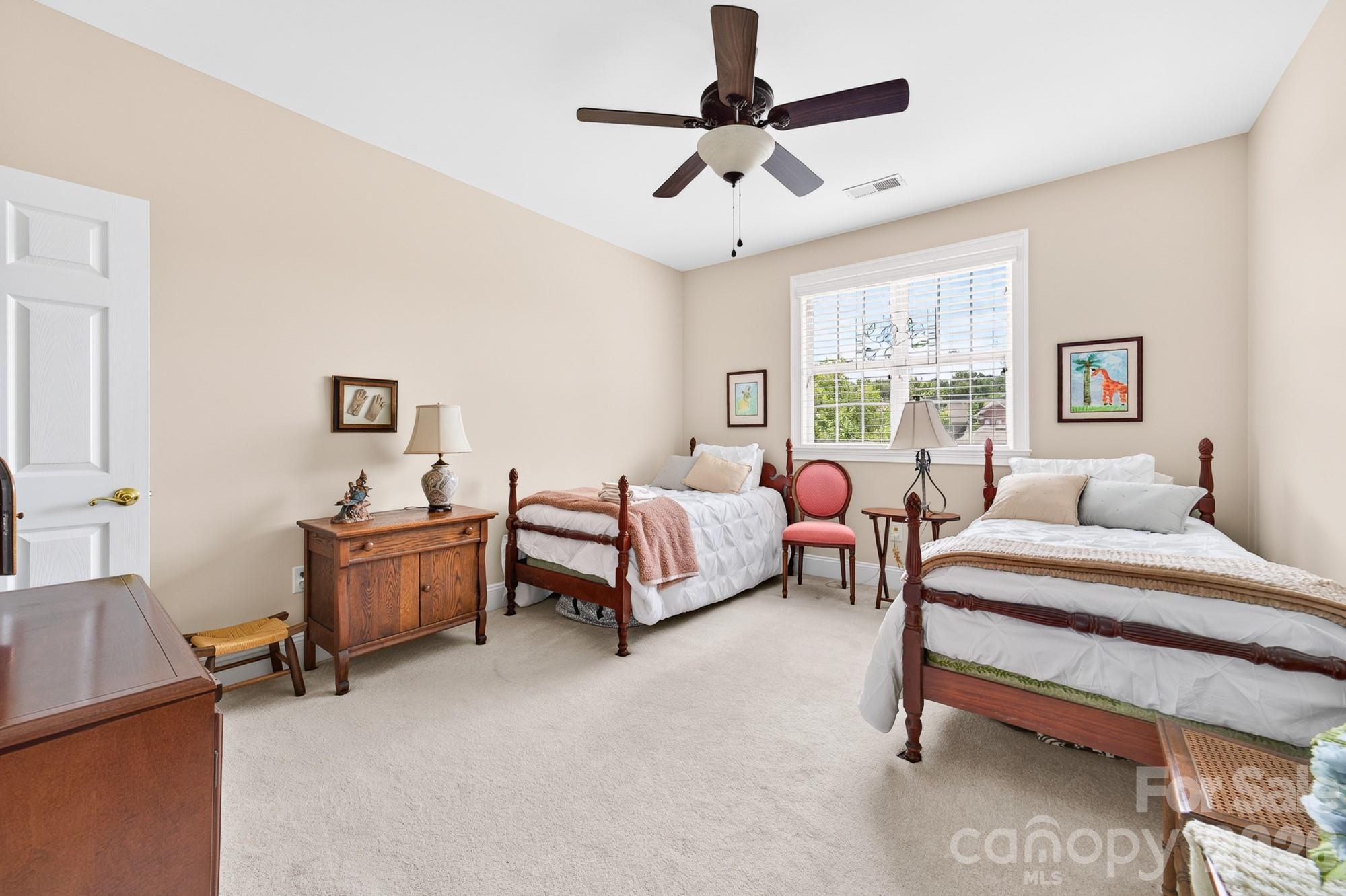 121 Mcleod Avenue — Belmont