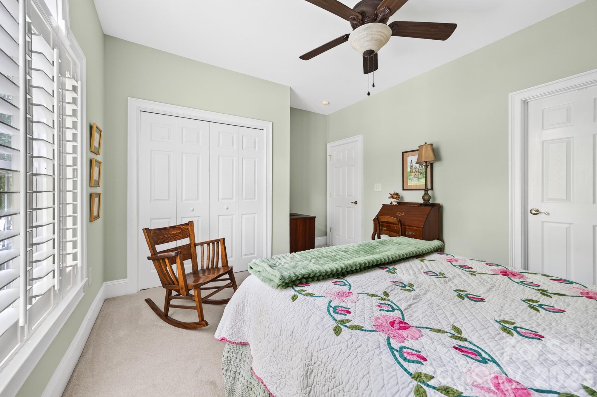 121 Mcleod Avenue — Belmont