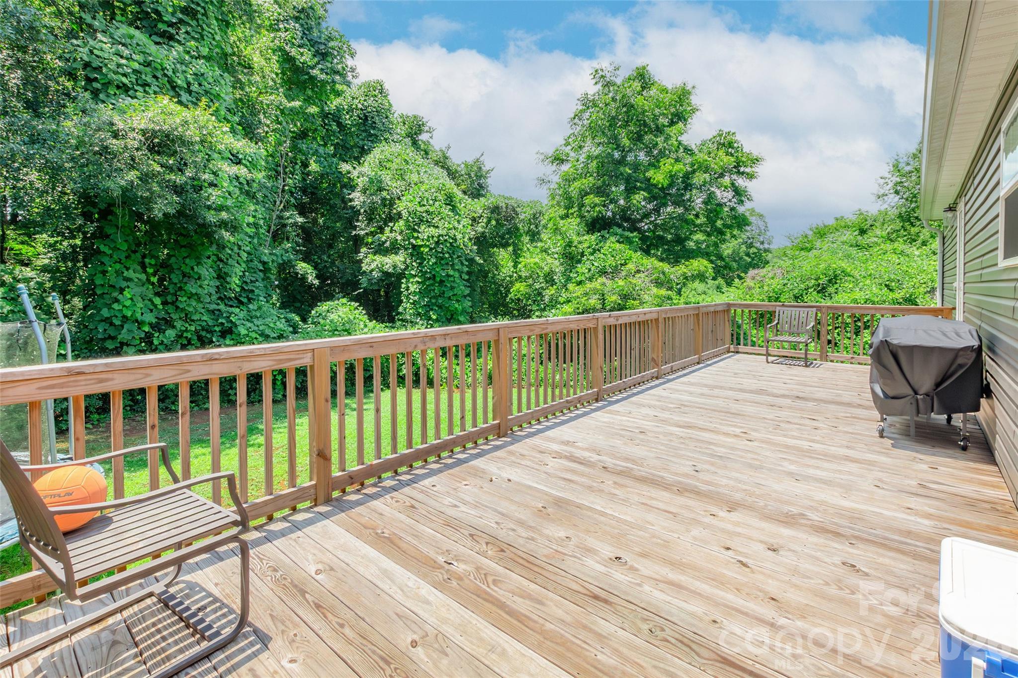 2541 Rocky Creek Road — Chester