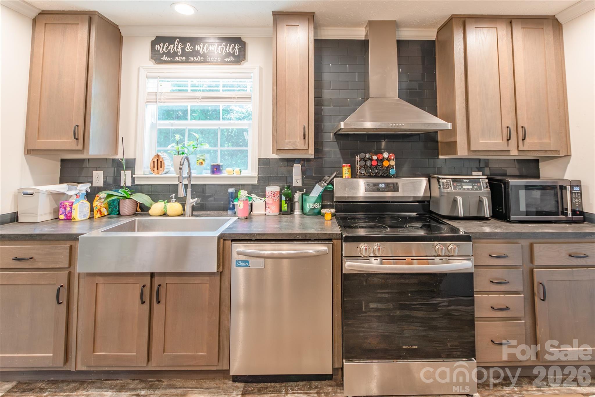 2541 Rocky Creek Road — Chester