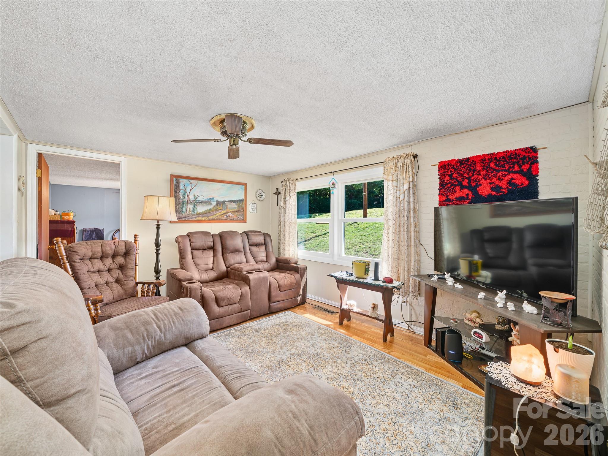 1115, 1125, 1127 Glenn Bridge Road SE — Arden