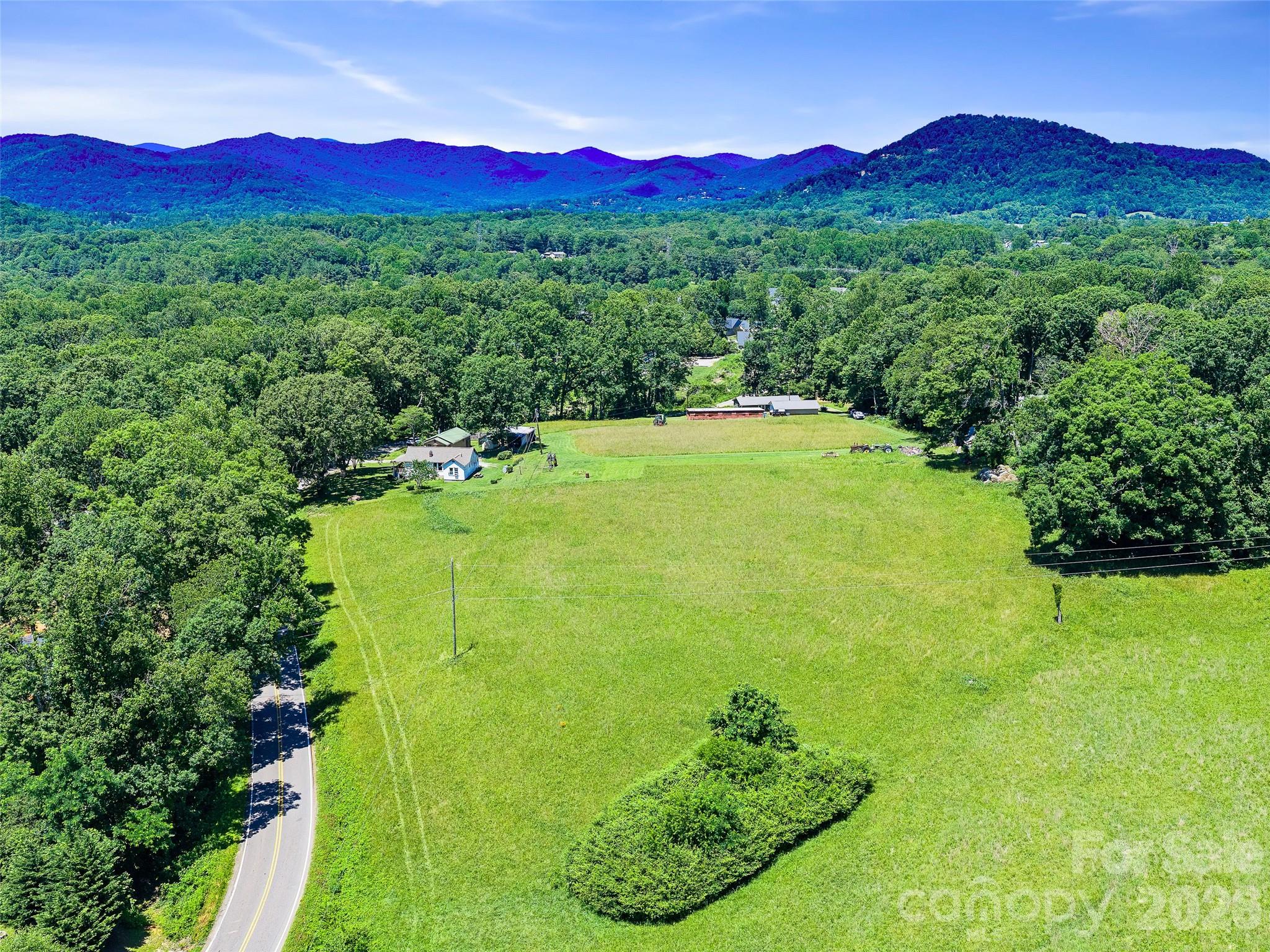1115, 1125, 1127 Glenn Bridge Road SE — Arden