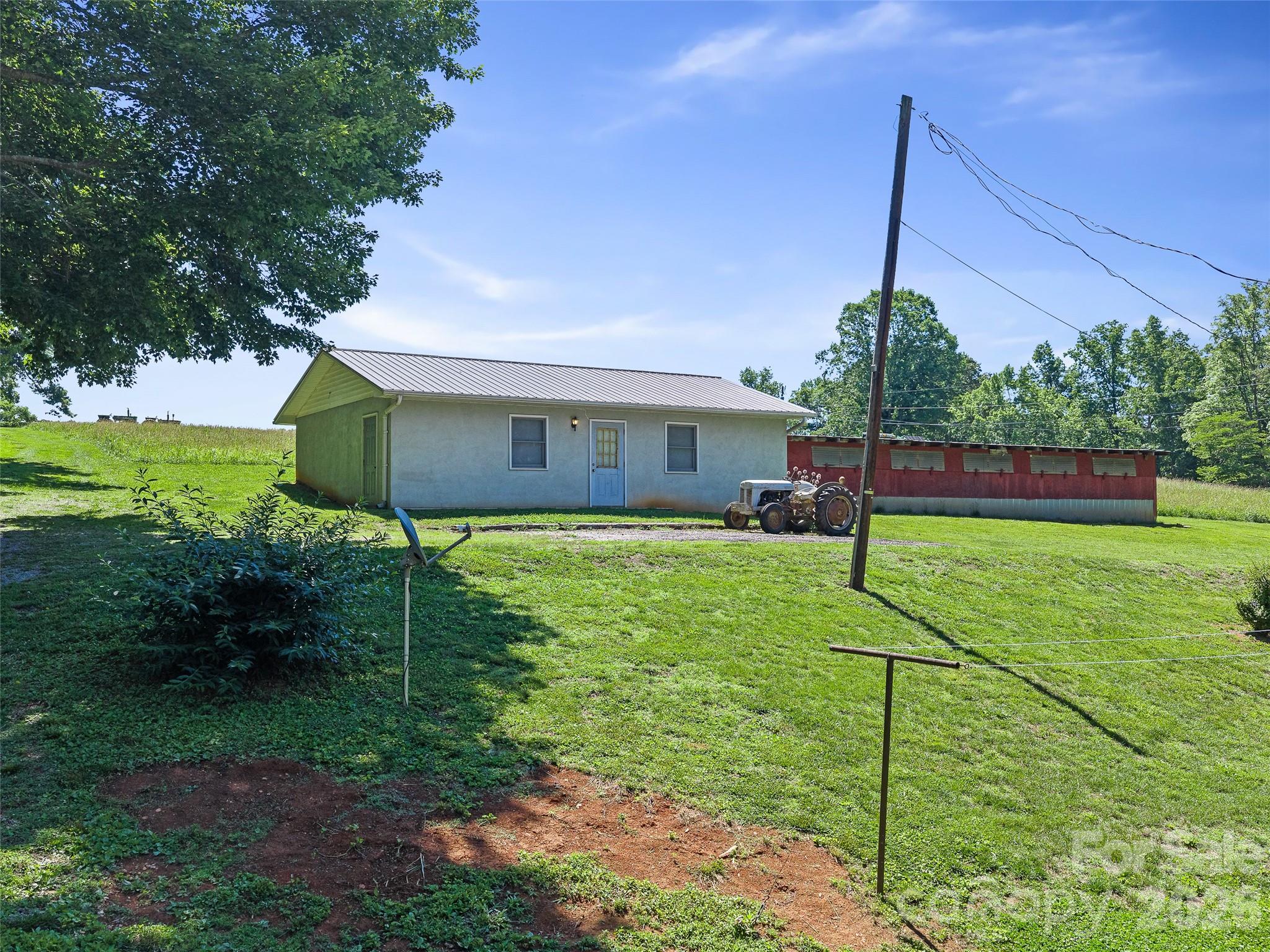 1115, 1125, 1127 Glenn Bridge Road SE — Arden