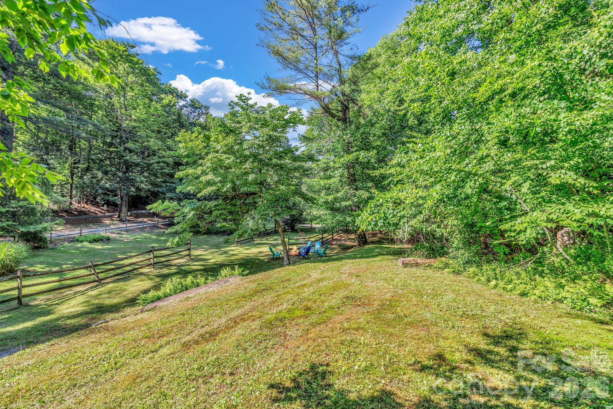 125 Hondah Boulevard — Brevard