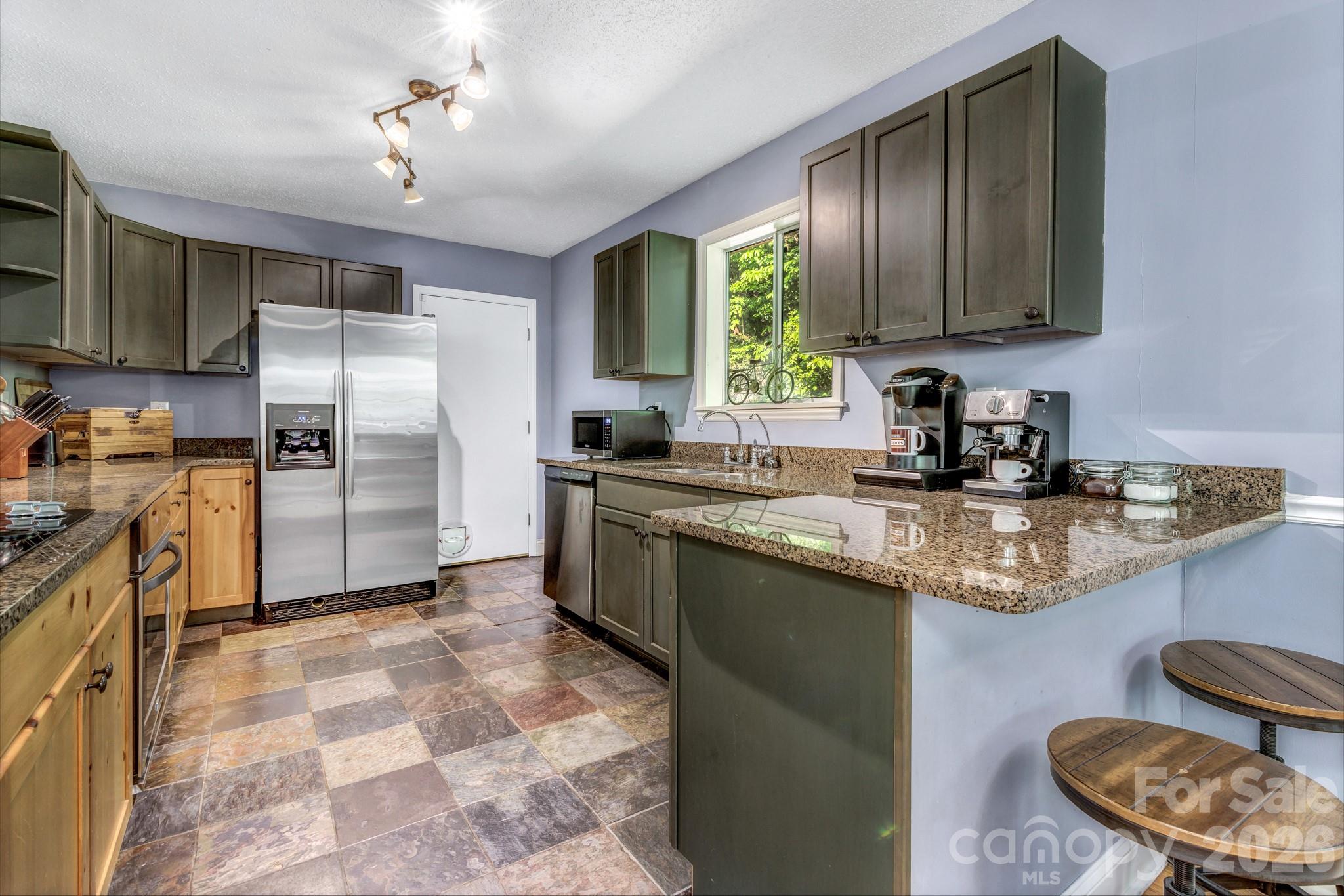 125 Hondah Boulevard — Brevard